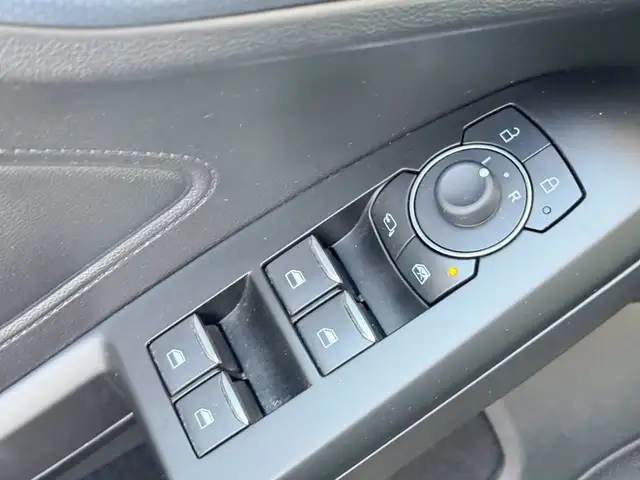 Ford Focus view 18
