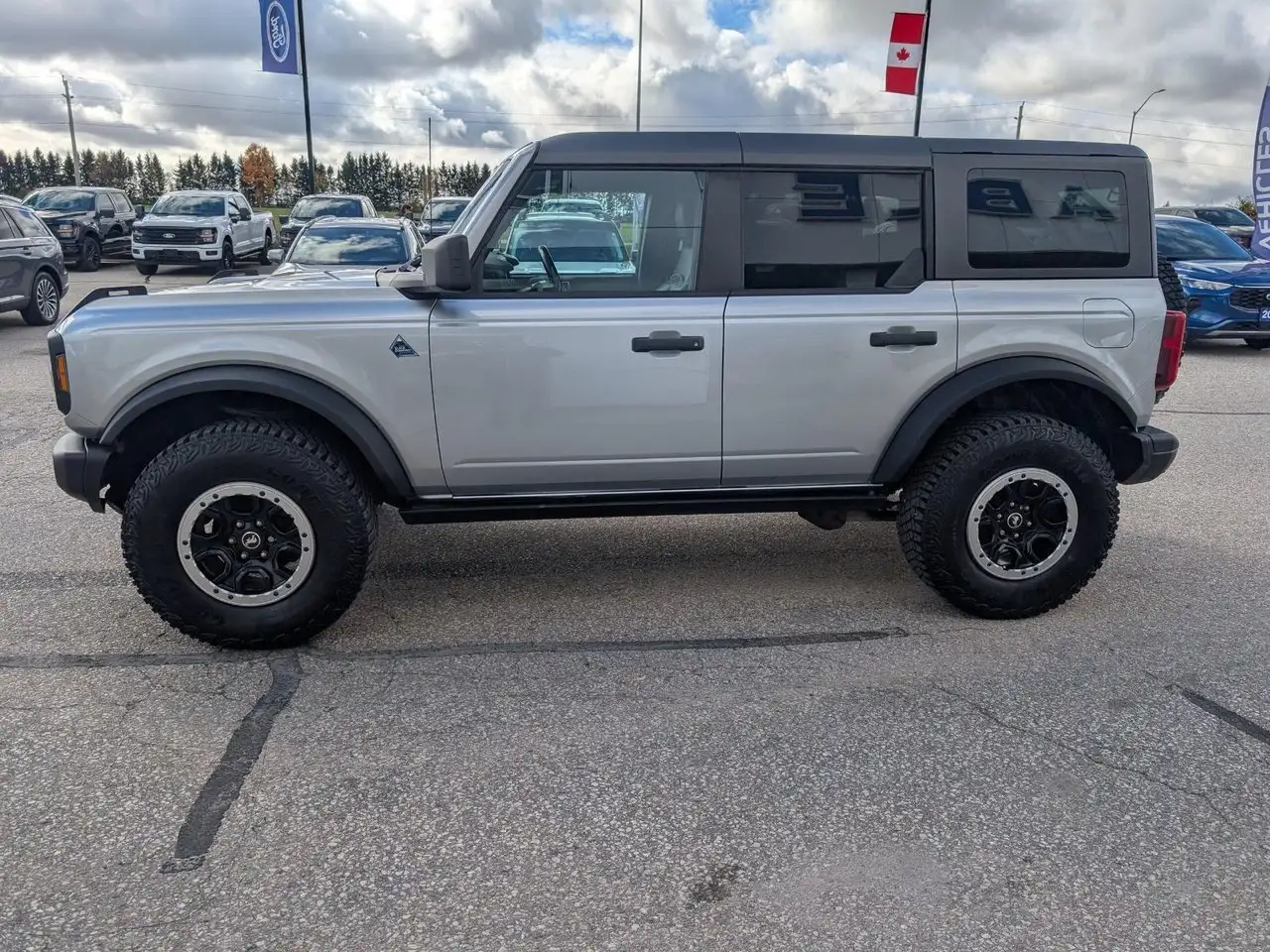 Ford Bronco снимка Ford Bronco