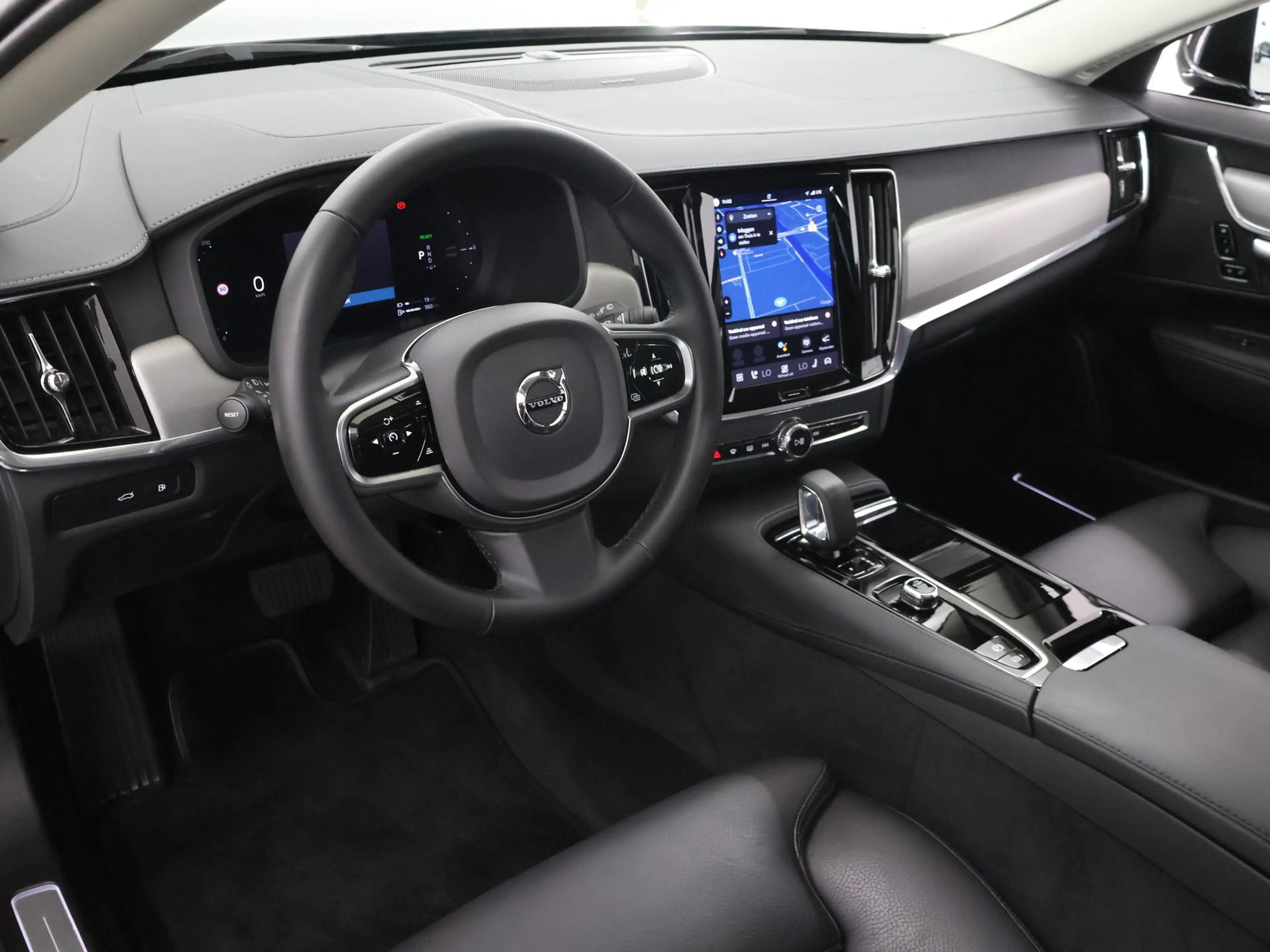 Volvo V90 2.0 T6 Plug-in hybrid AWD Plus Bright | Panoramada — photo 7
