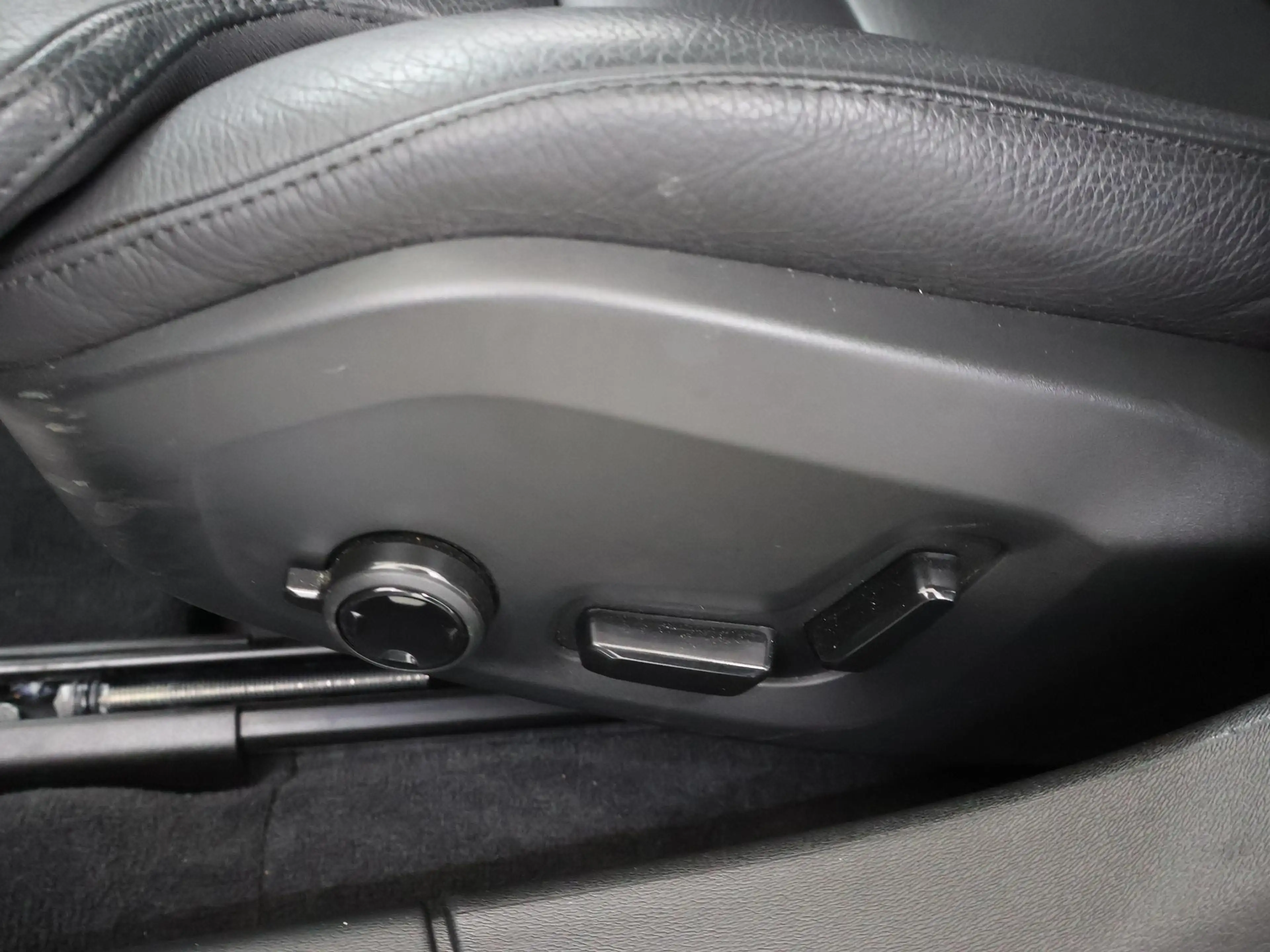 Volvo V90 2.0 T6 Plug-in hybrid AWD Plus Bright | Panoramada — photo 13