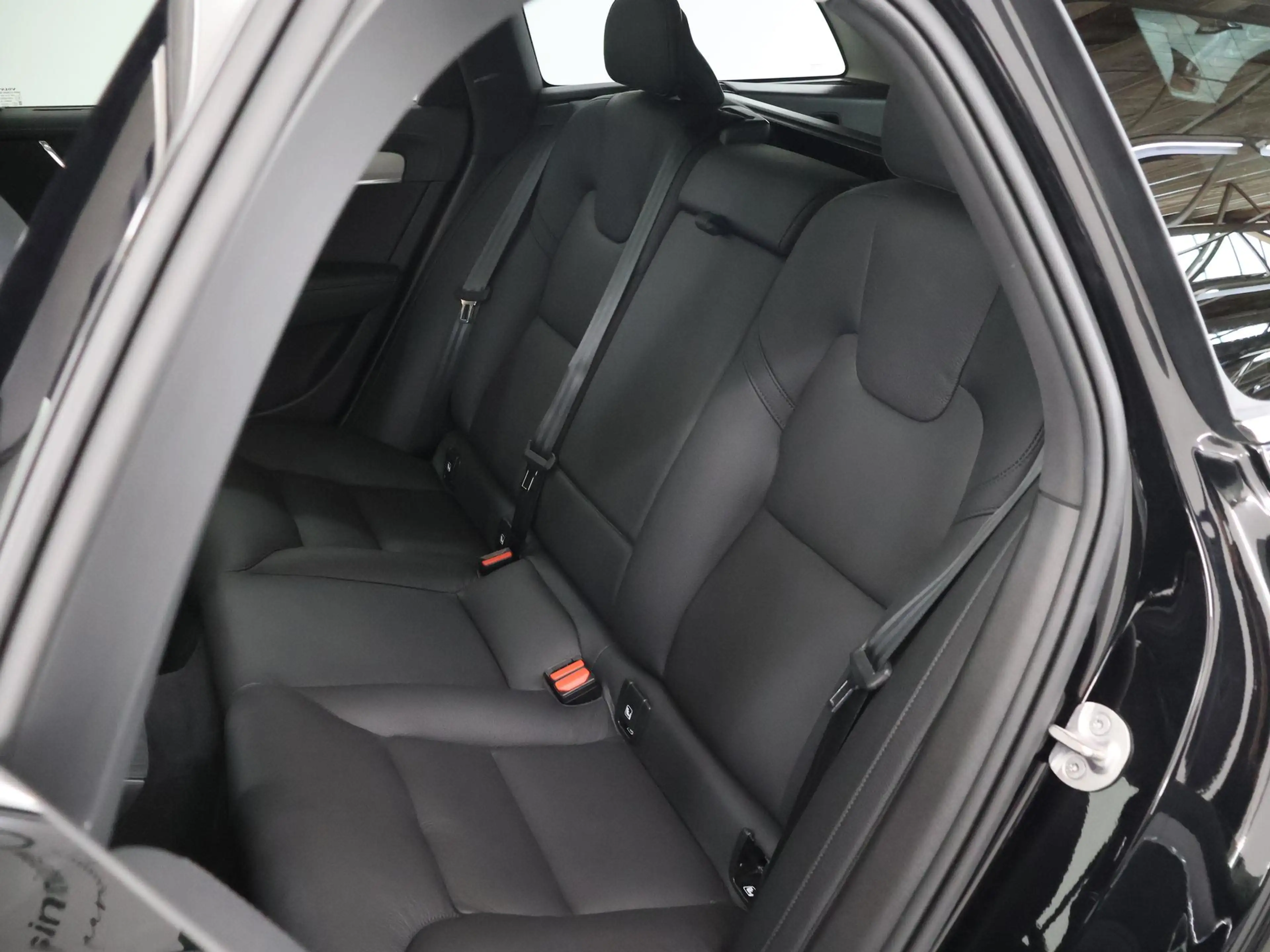 Volvo V90 2.0 T6 Plug-in hybrid AWD Plus Bright | Panoramada — photo 12