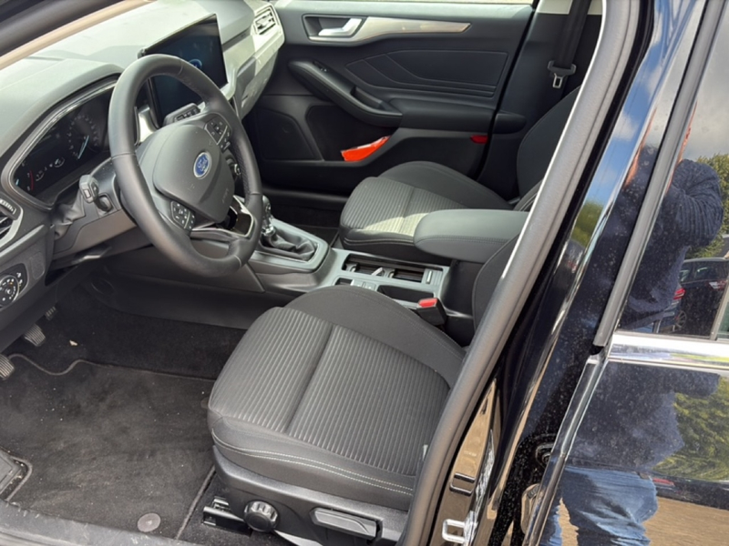 Ford Focus Turnier TITANIUM / GJR / ACC / DAB / BLIS — photo 13