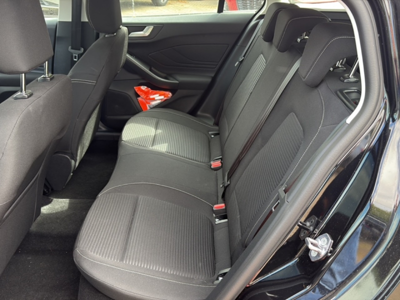 Ford Focus Turnier TITANIUM / GJR / ACC / DAB / BLIS — photo 14