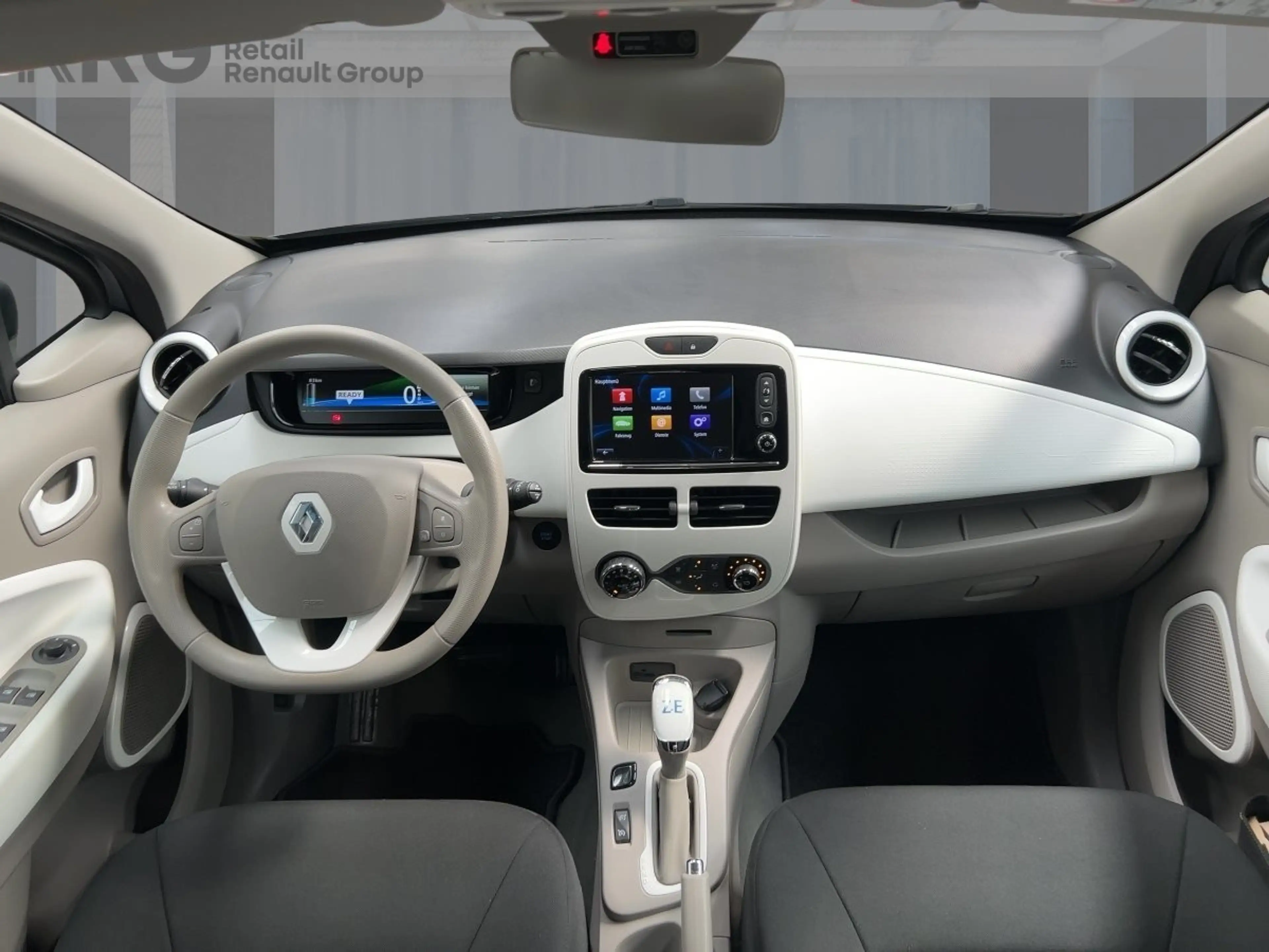 Renault ZOE LIFE ZE 40 PDC — photo 10