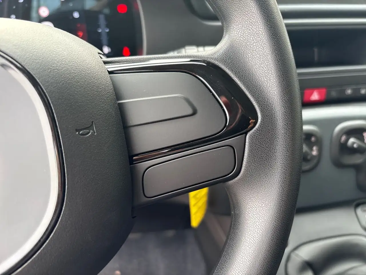 Fiat Panda 1.0 FireFly Hybrid, миниатюра 20
