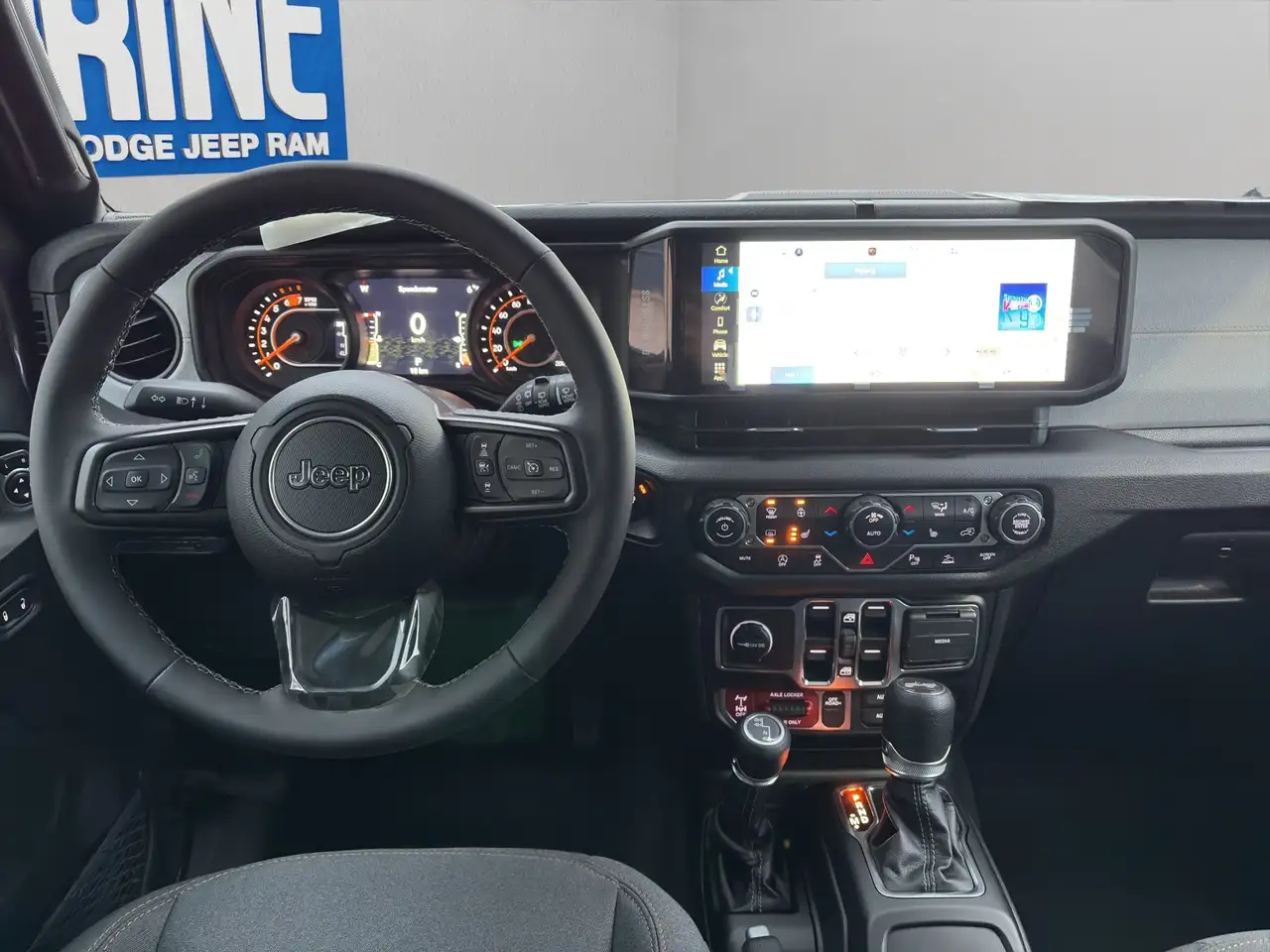 Jeep Wrangler снимка Jeep Wrangler