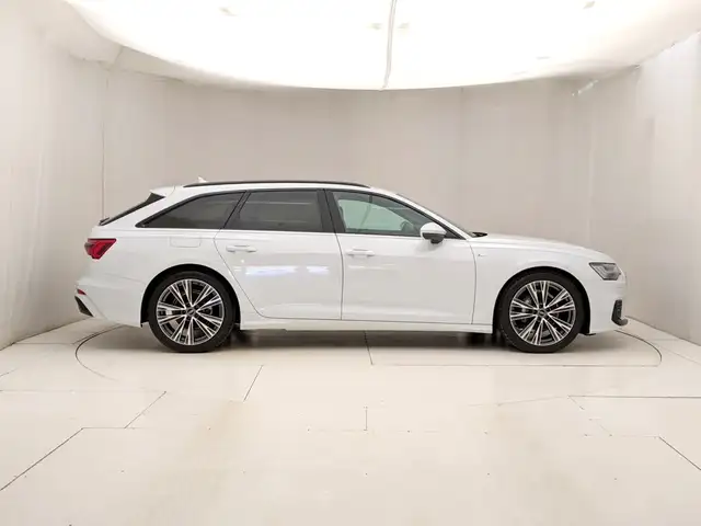 Audi A6 view 3