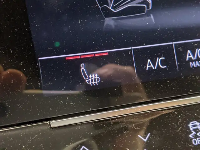 Audi A6 view 17