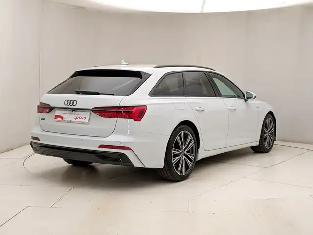 Audi A6 view 4