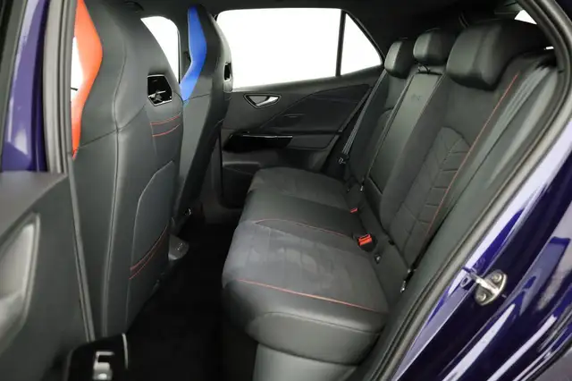 Volkswagen Id.3 view 10