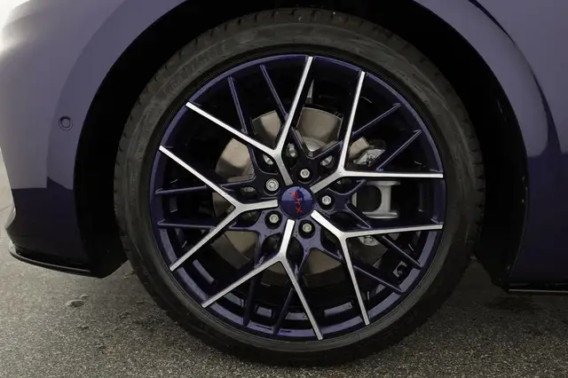 Volkswagen Id.3 view 12