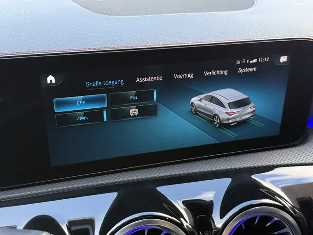 Mercedes-Benz Cla view 28