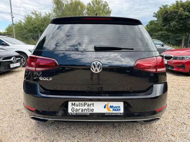 Volkswagen Golf view 5