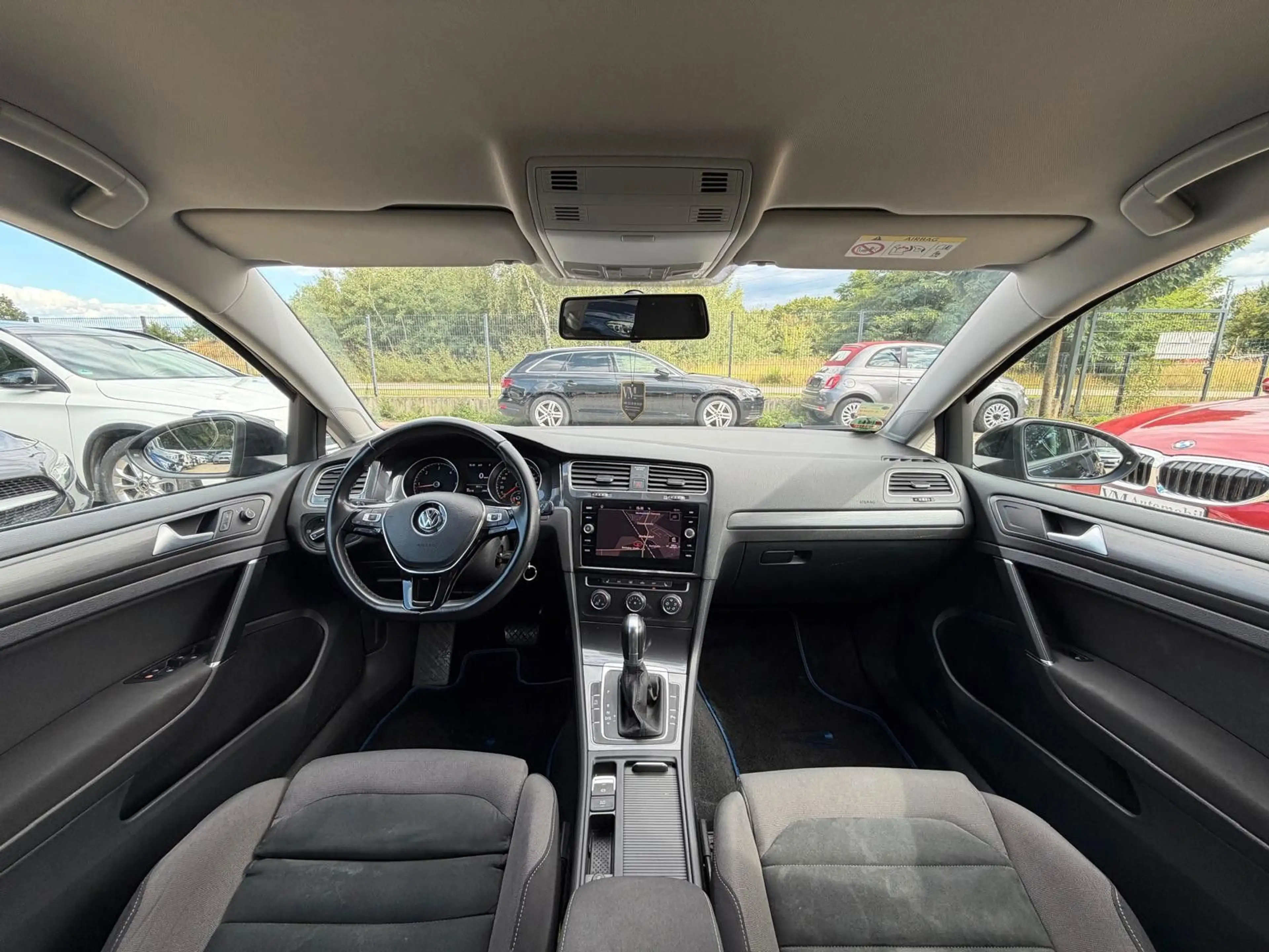 Volkswagen Golf VII Lim. Automatik ACC*Navi*SitzHz. — photo 7