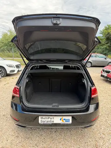 Volkswagen Golf view 12