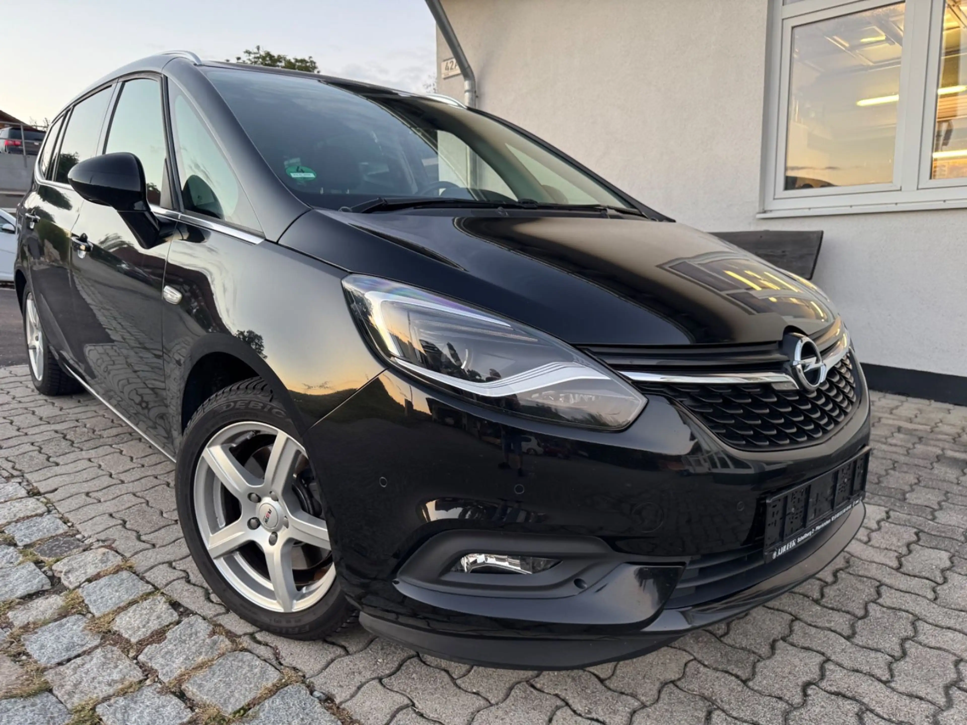 Opel Zafira C *Innovation*SPORTTOURER*LED*TURBO* 7Sit — photo 5