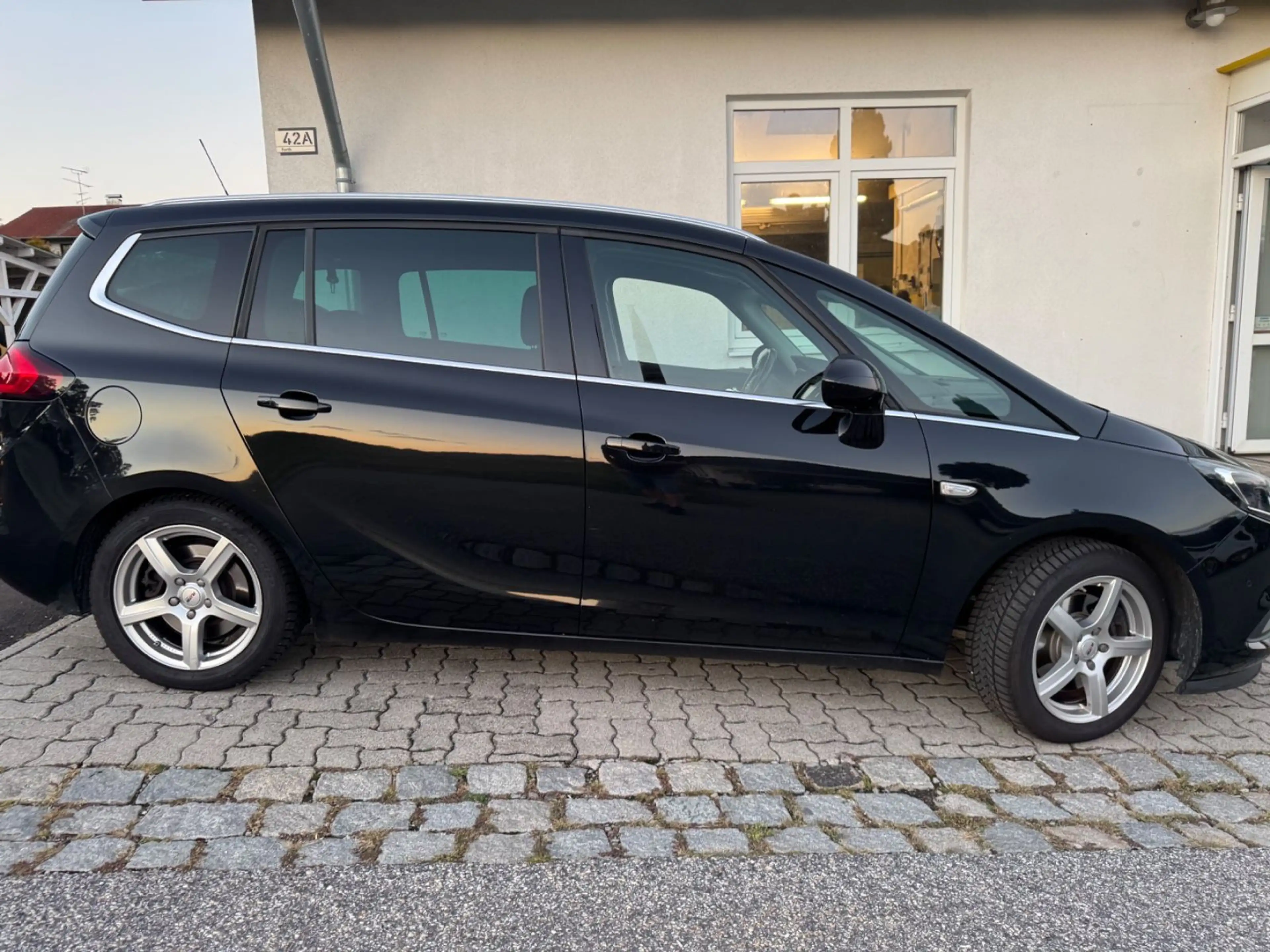 Opel Zafira C *Innovation*SPORTTOURER*LED*TURBO* 7Sit — photo 7