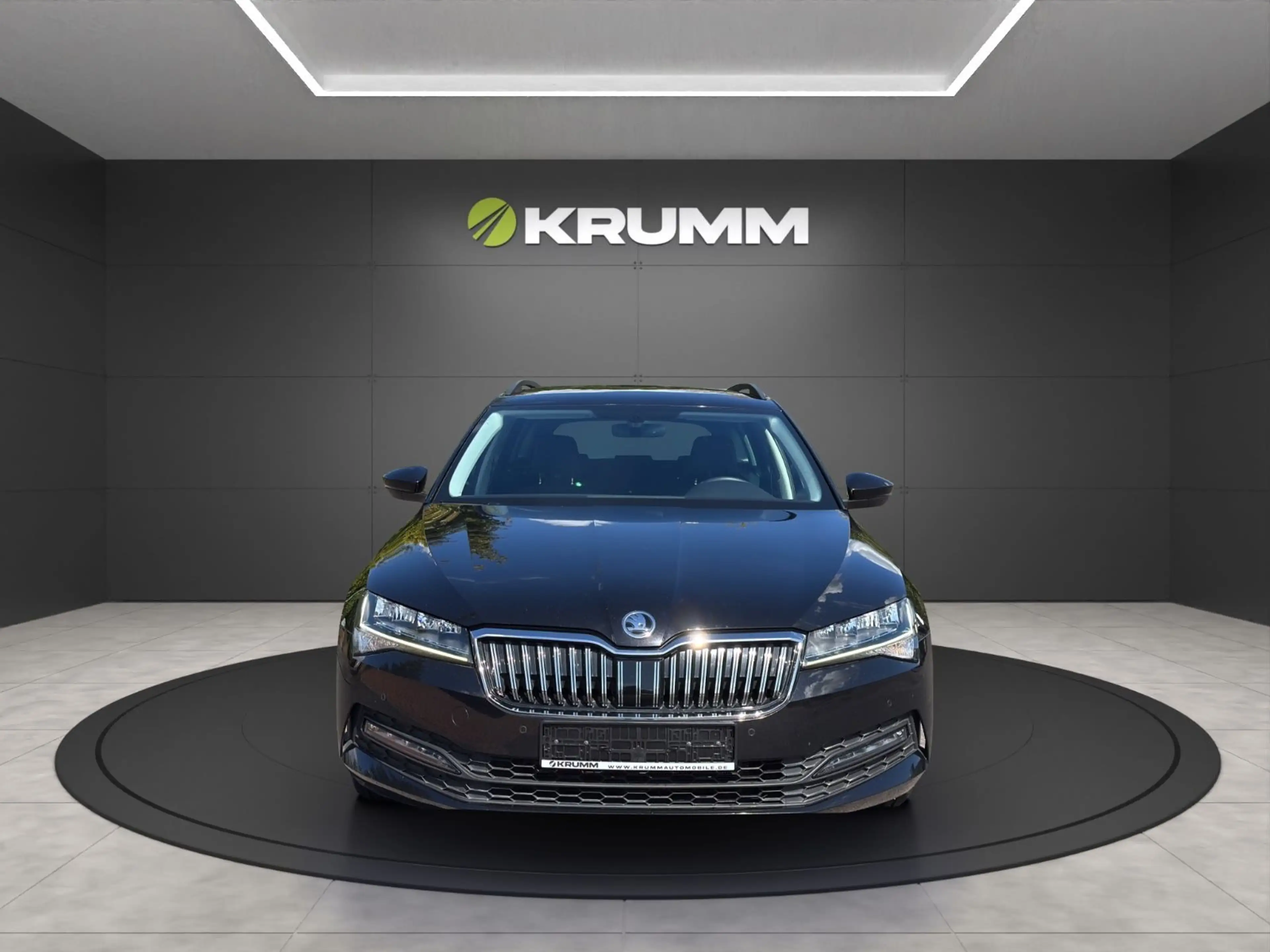 Skoda Superb Kombi Leder LED Navi Keyless Canton Navi — photo 12