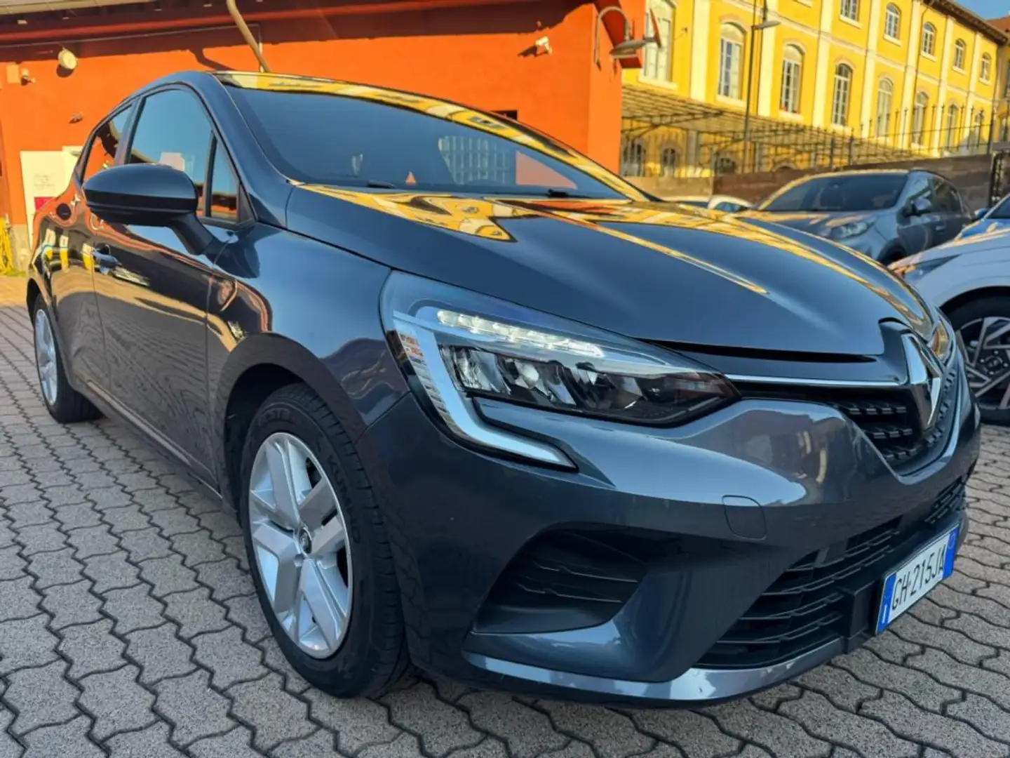 Renault Clio Full Hybrid E-Tech 140 CV Business Grigio - 2