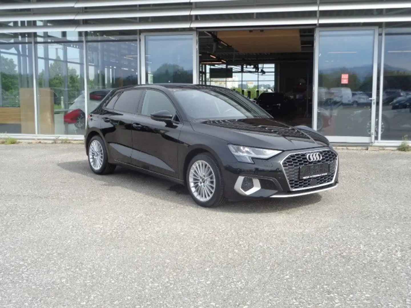 Audi A3 SB 30 TFSI advanced S-tronic *Navi *LED *Virtua... Noir - 1