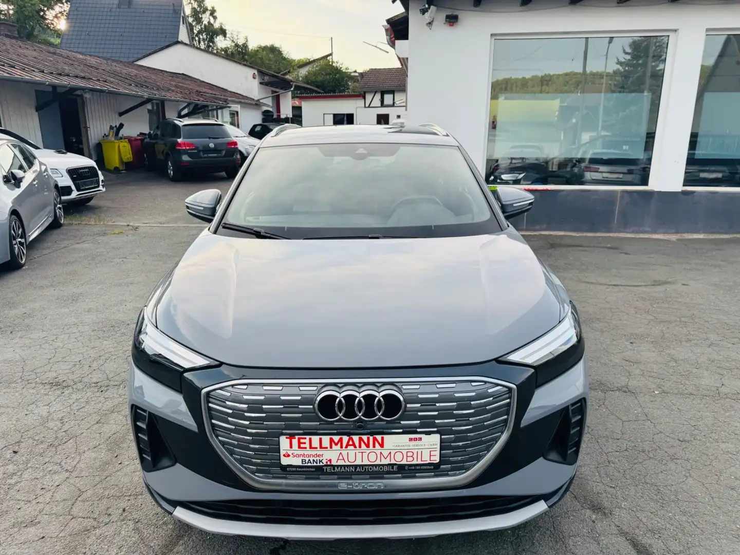 Audi Q4 e-tron 40 e-tron /Navi/LED/AHK/ Gri - 2