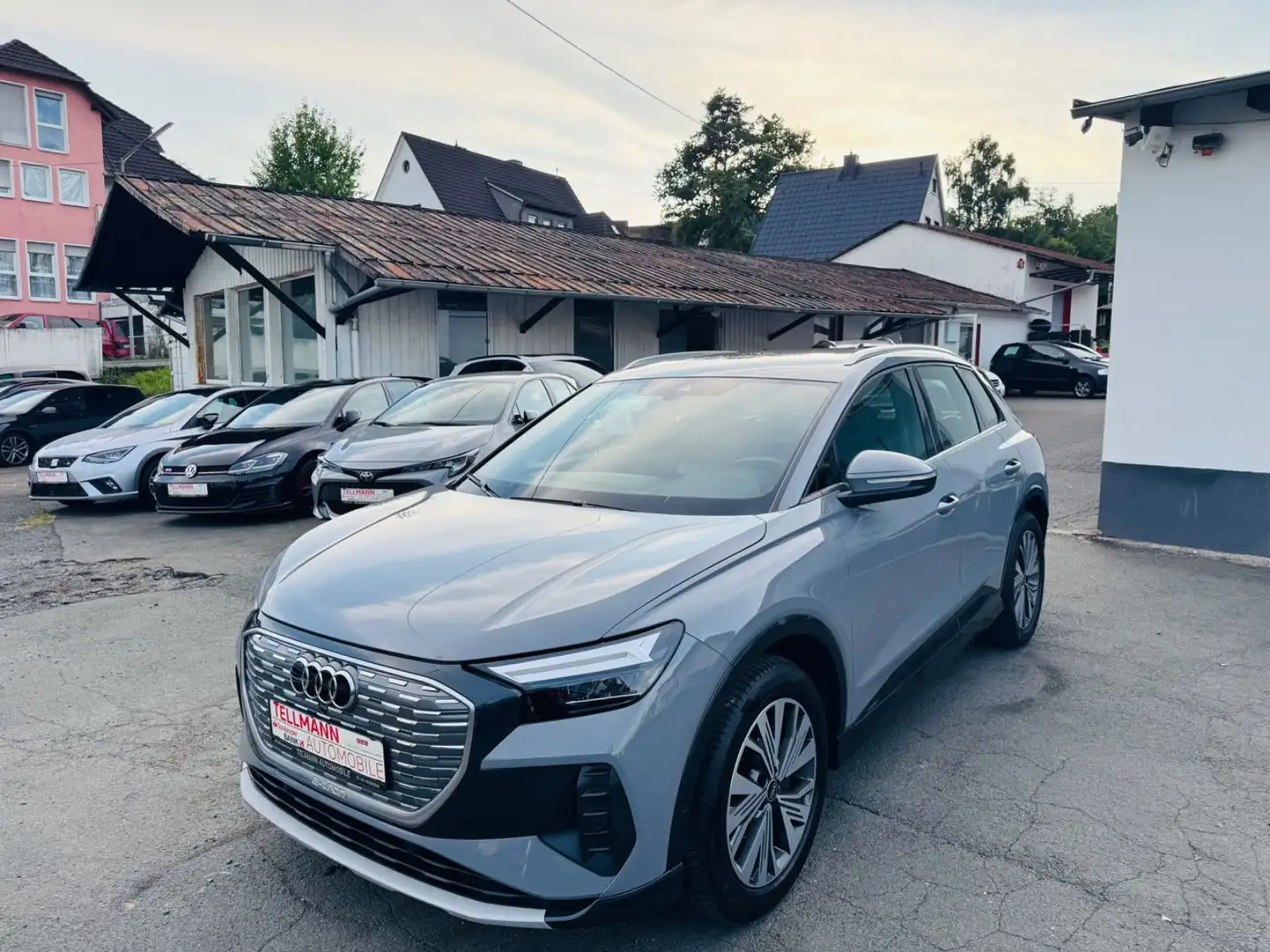 Audi Q4 e-tron 40 e-tron /Navi/LED/AHK/ Gri - 1