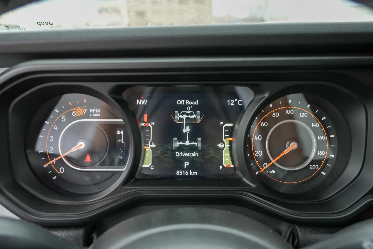 Jeep Wrangler снимка Jeep Wrangler