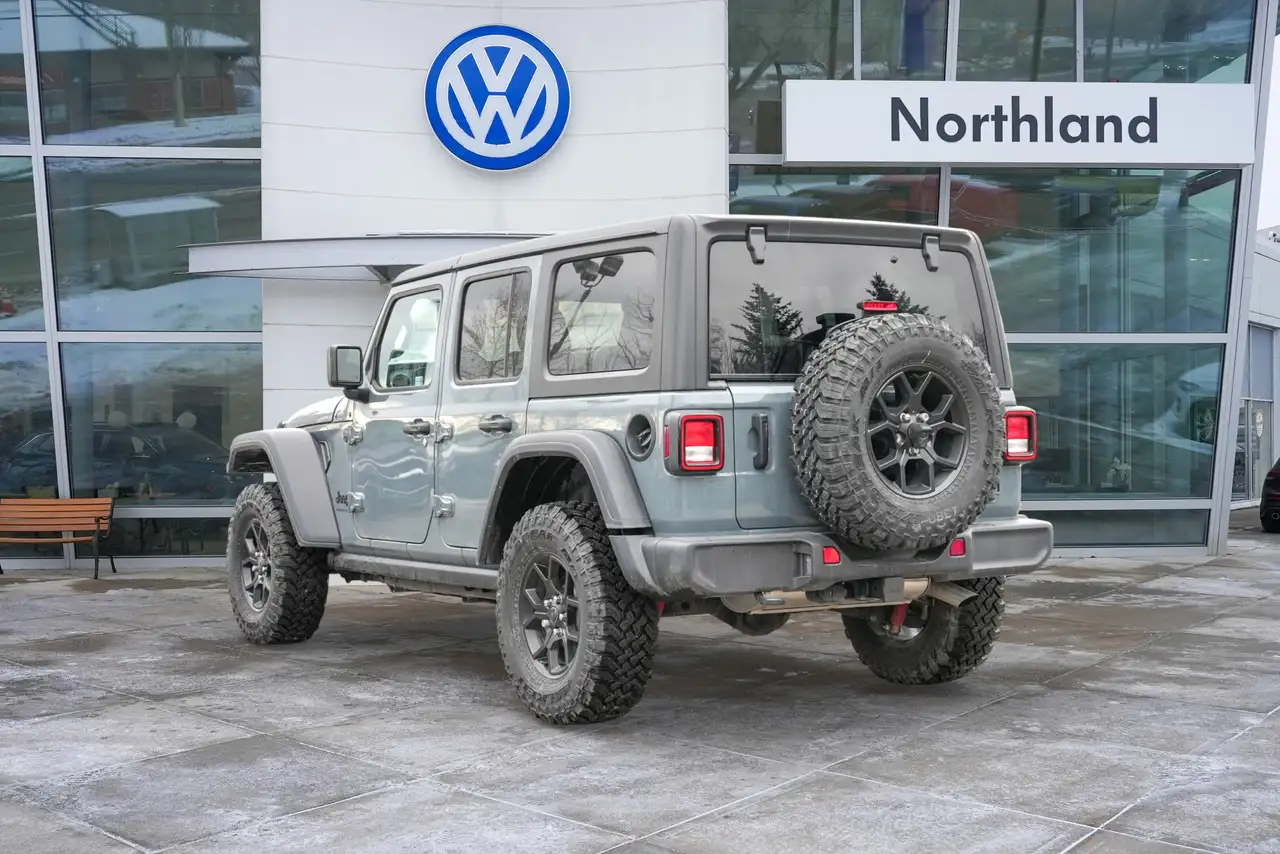 Jeep Wrangler снимка Jeep Wrangler