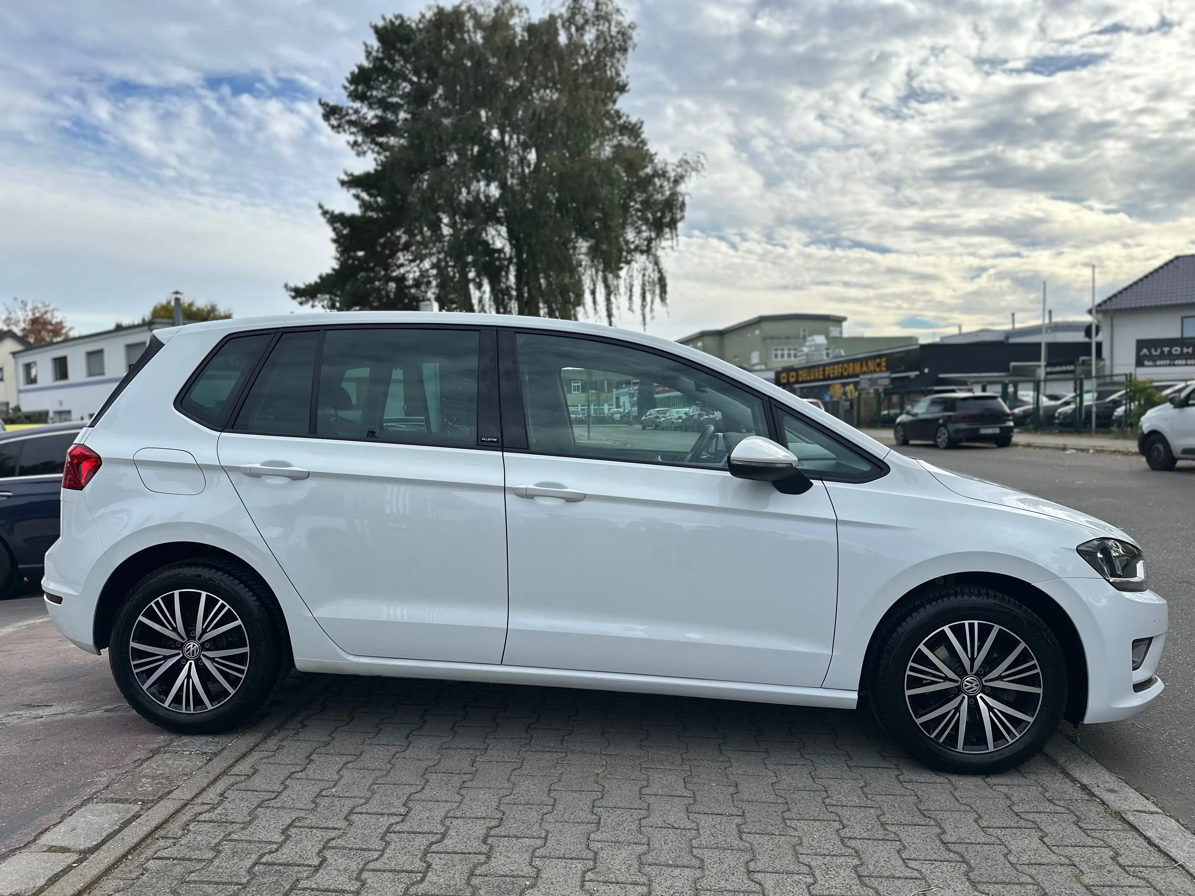 Volkswagen Golf Sportsvan Allstar,AUTOMATIK,50.000 KM,NAVI,1.BESITZ,ACC,SITZHEIZUNG !! — photo 7