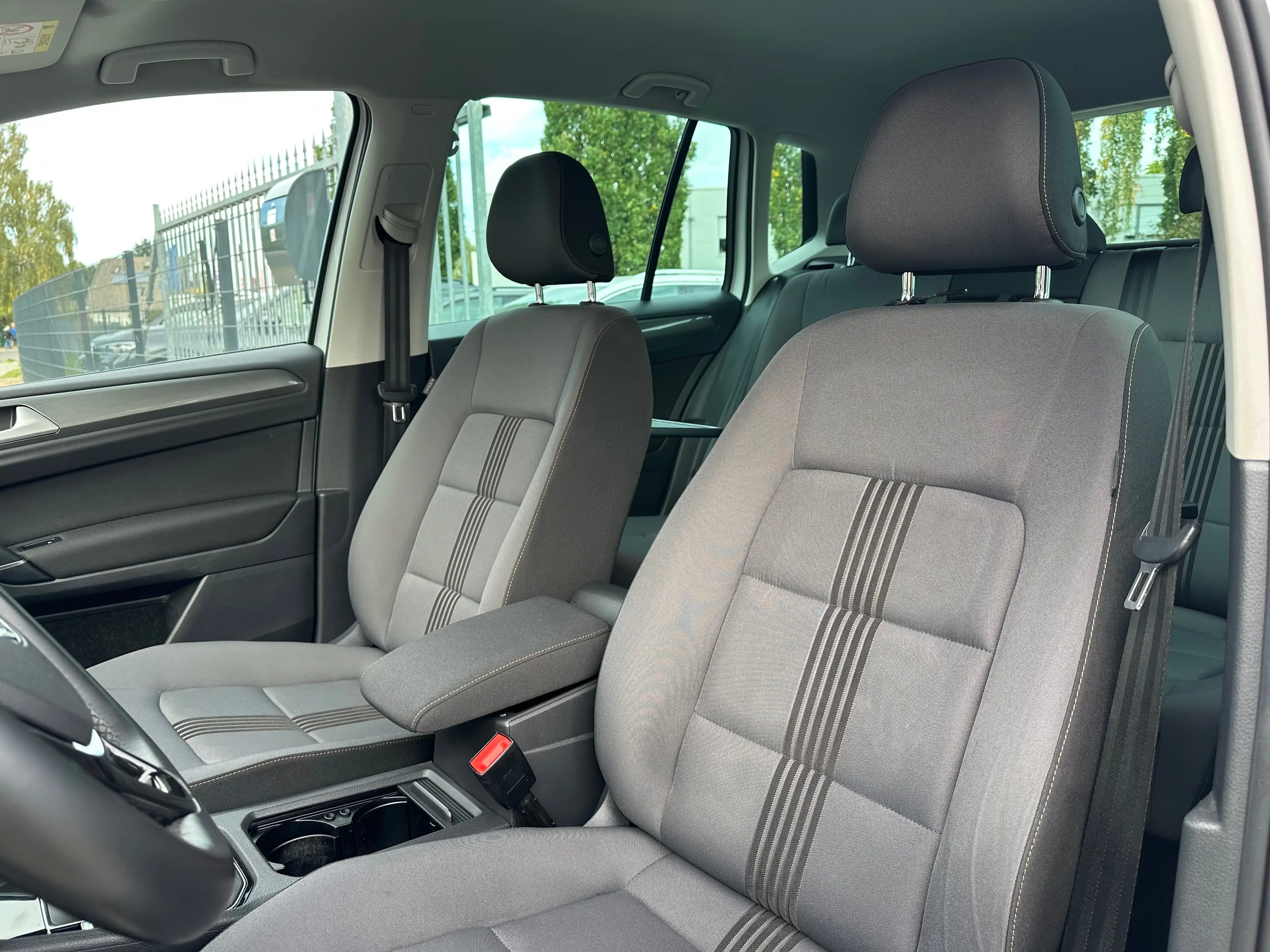 Volkswagen Golf Sportsvan Allstar,AUTOMATIK,50.000 KM,NAVI,1.BESITZ,ACC,SITZHEIZUNG !! — photo 15
