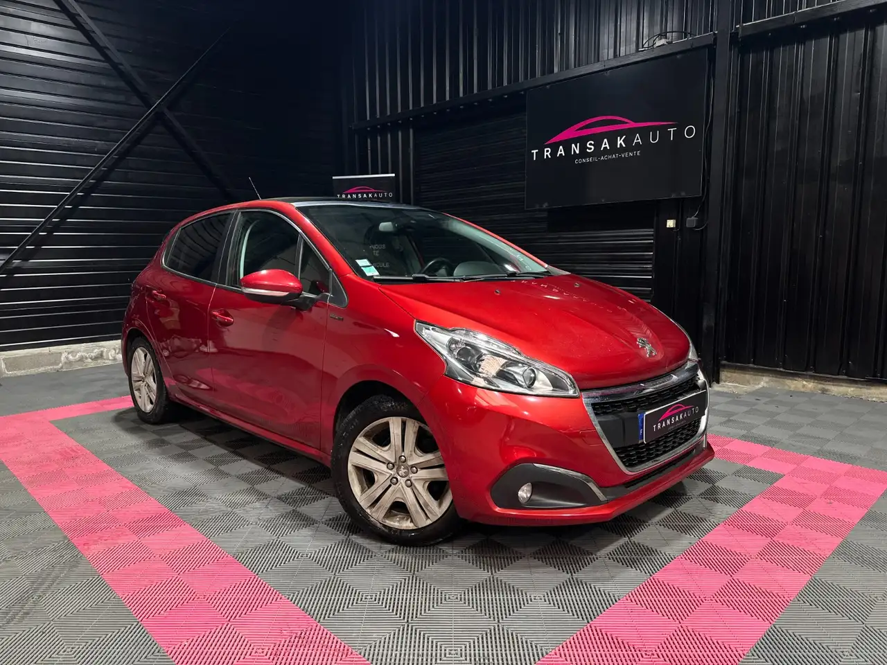 Peugeot 208 PureTech 82ch S\\u0026amp;S BVM5 Signatu