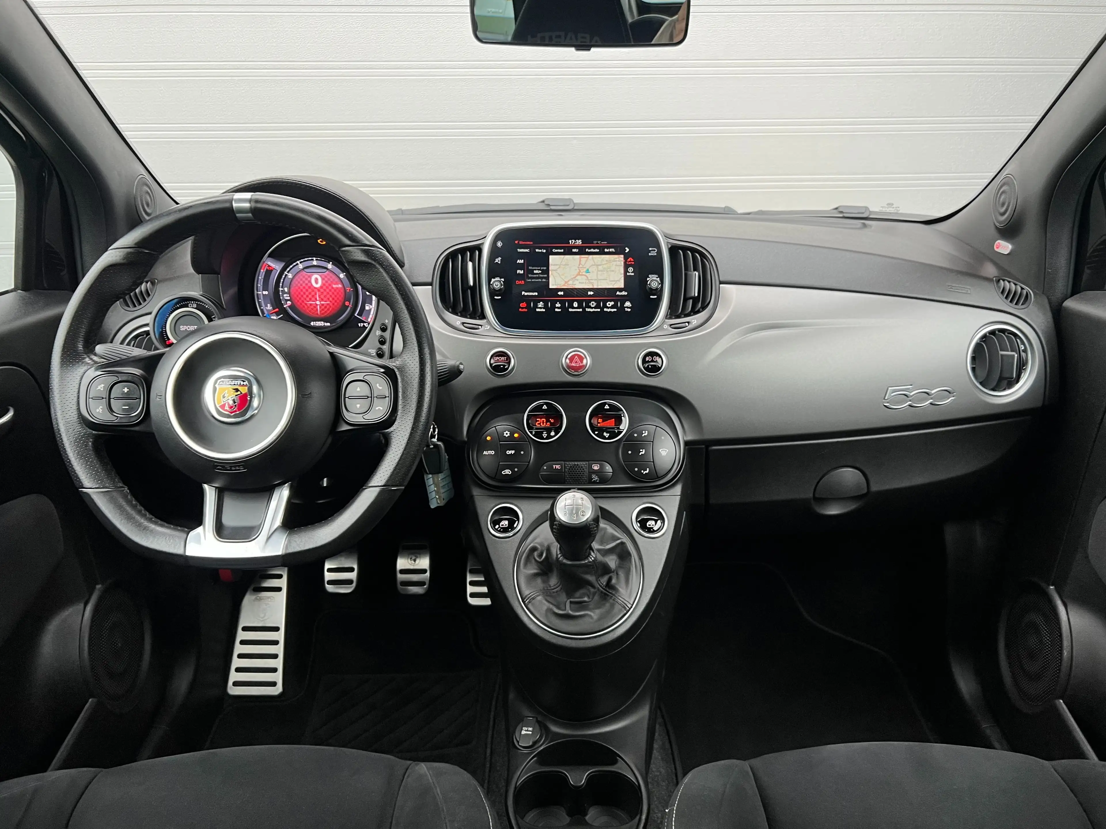 Abarth 595C Pista *Full black**Sièges Sabelt** — photo 14