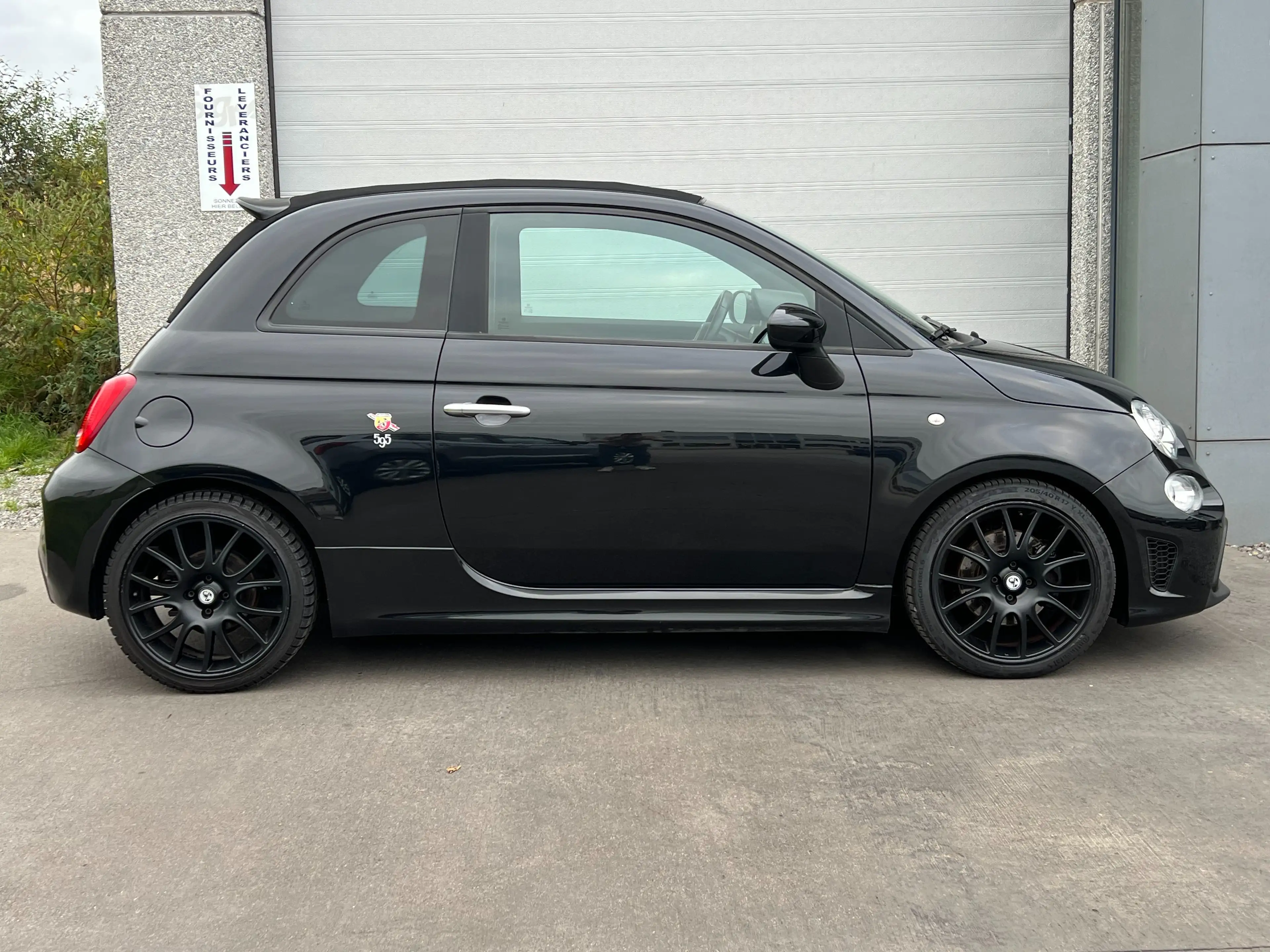Abarth 595C Pista *Full black**Sièges Sabelt** — photo 7