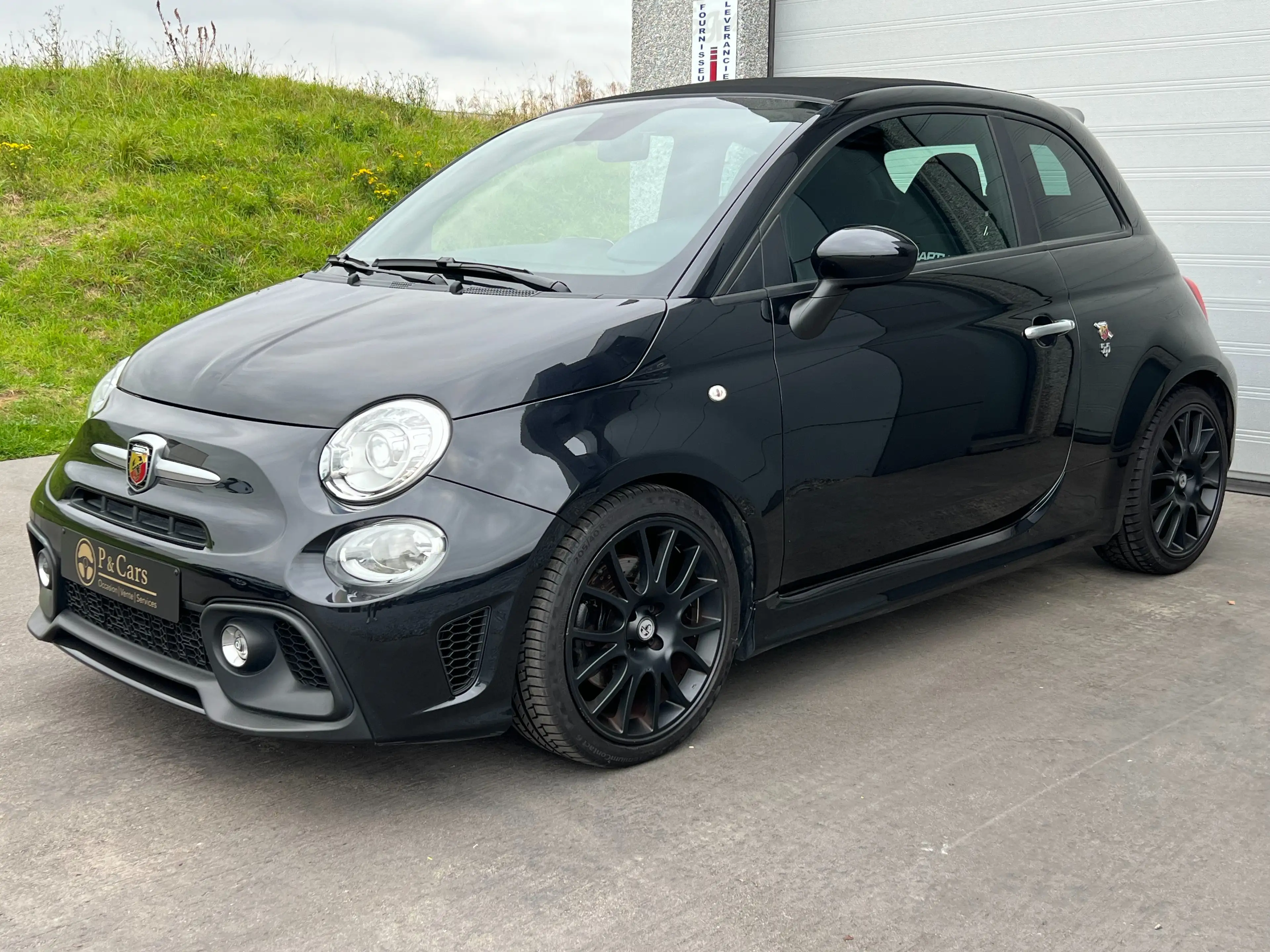 Abarth 595C Pista *Full black**Sièges Sabelt**
