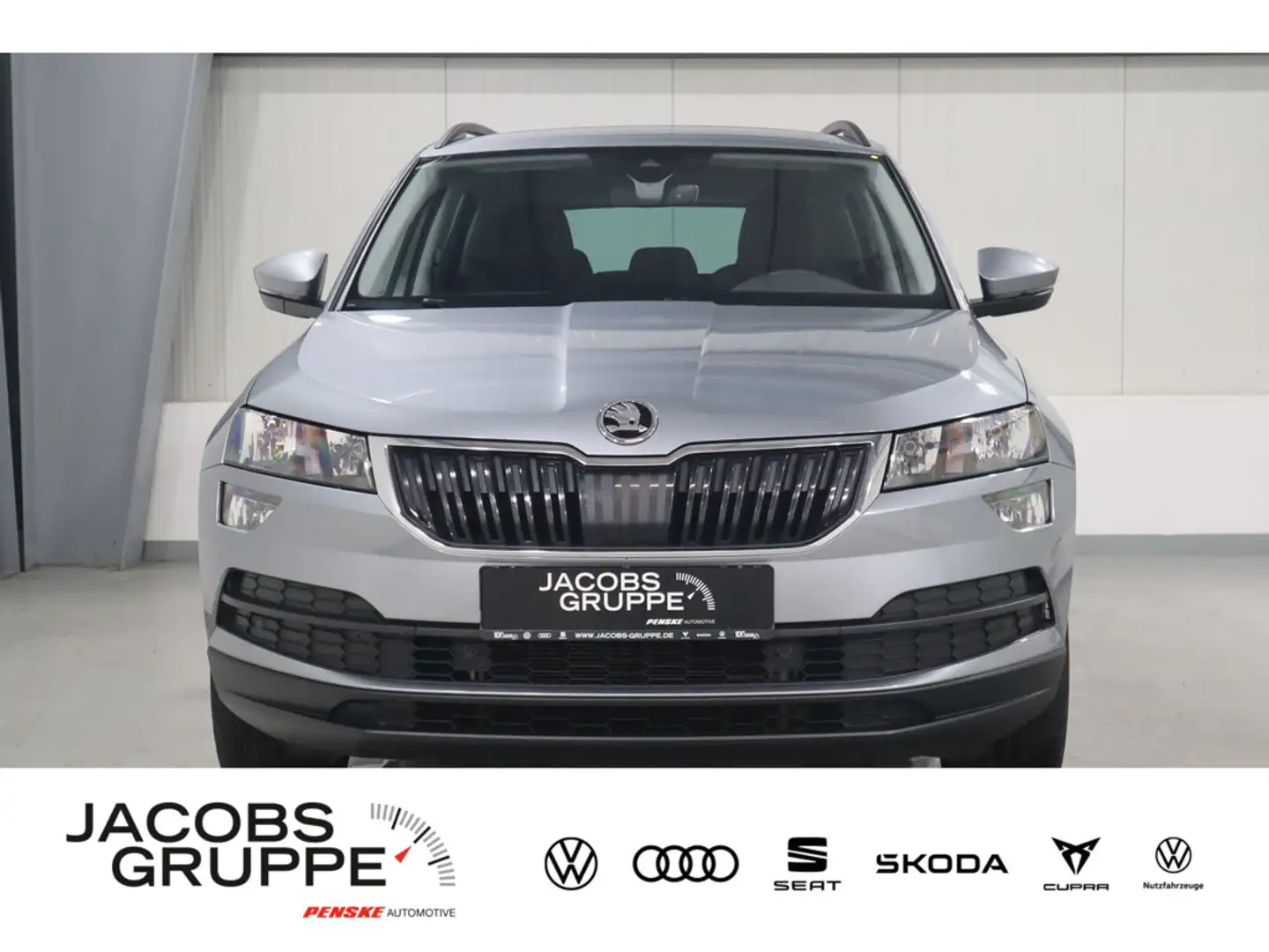Skoda Karoq 1.5 TSI Style AHK,Navi,DAB,Cam,PDC Grijs - 2
