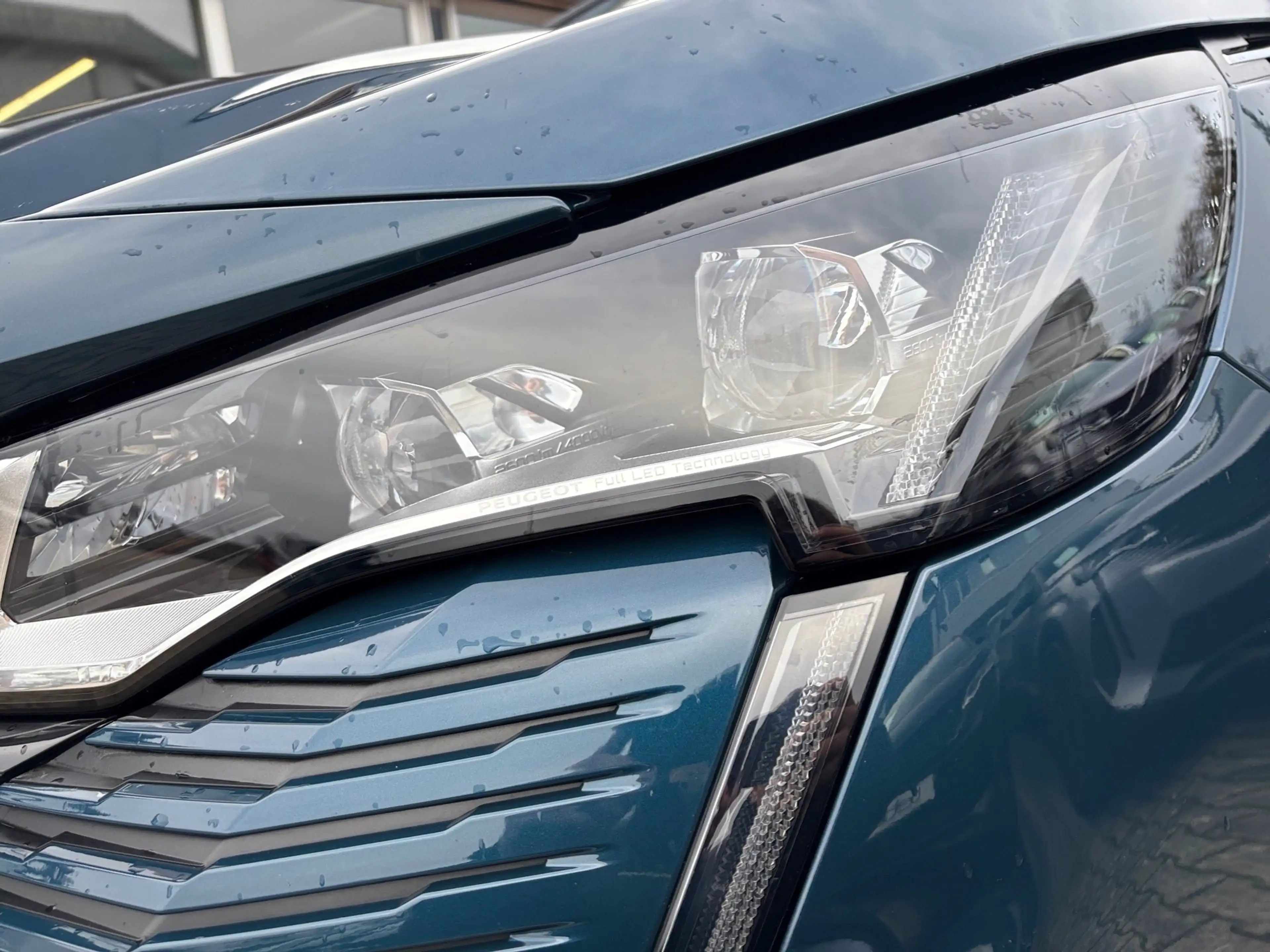Peugeot 3008 Hybrid 136 e-DSC6 GT ACC LED Navi Kamera — photo 3