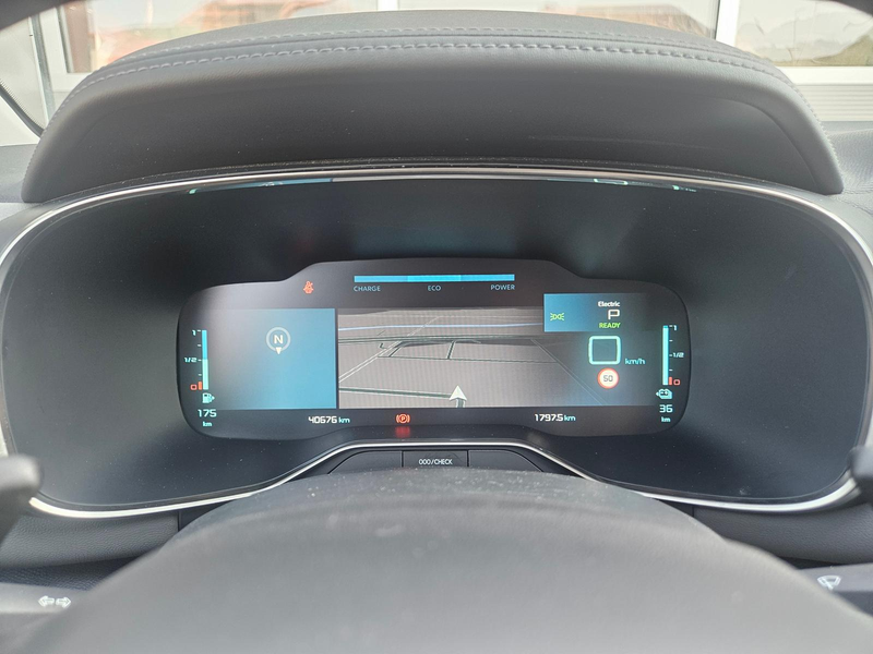 Citroen C5 Aircross AG2R Hybrid 225 eEAT8 AHK*SHZ*Kamera*ACC* — photo 11