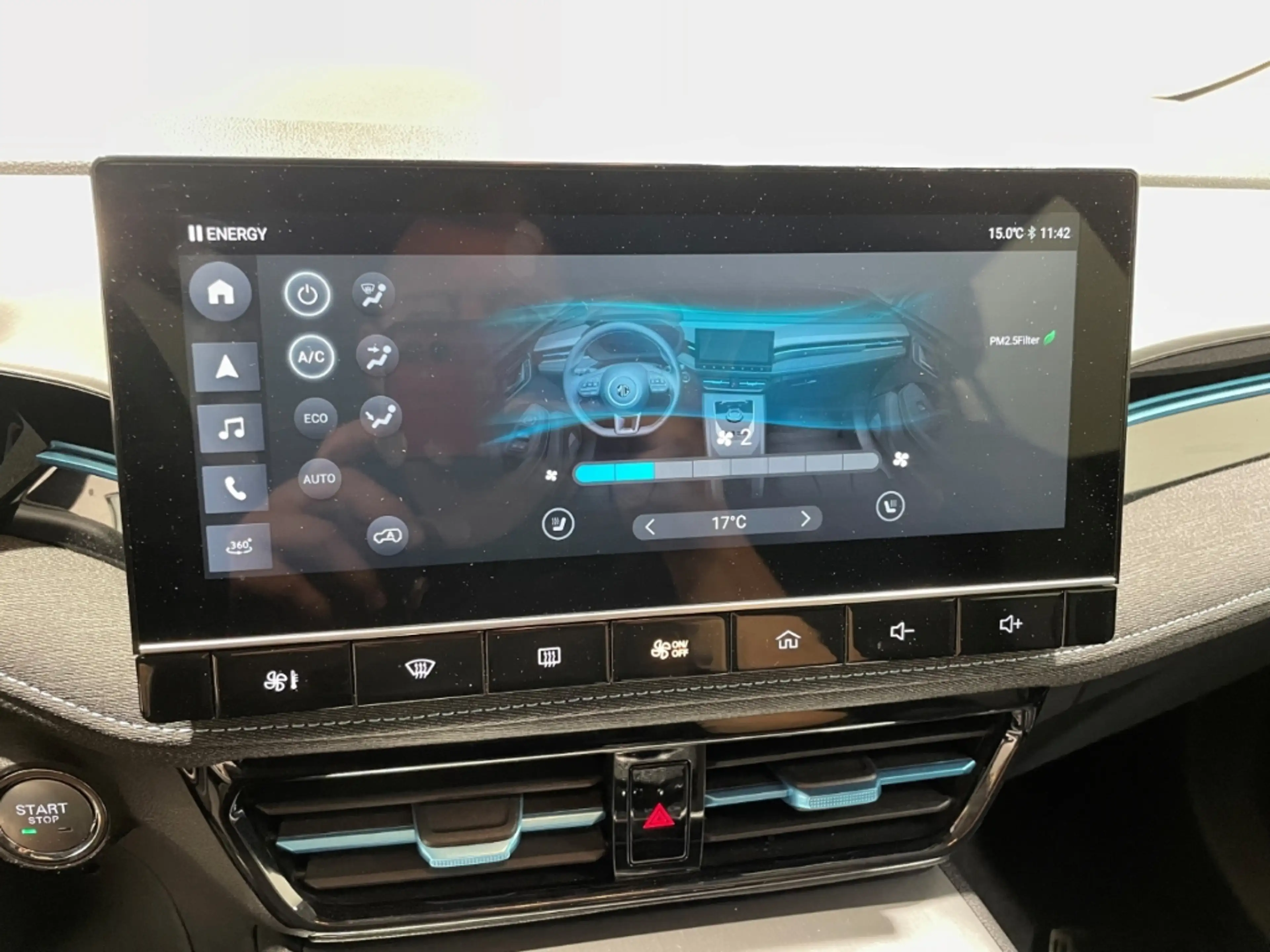 MG MG5 Luxury Leder Klima Navi LED ACC 360 Grad Kamera — photo 9