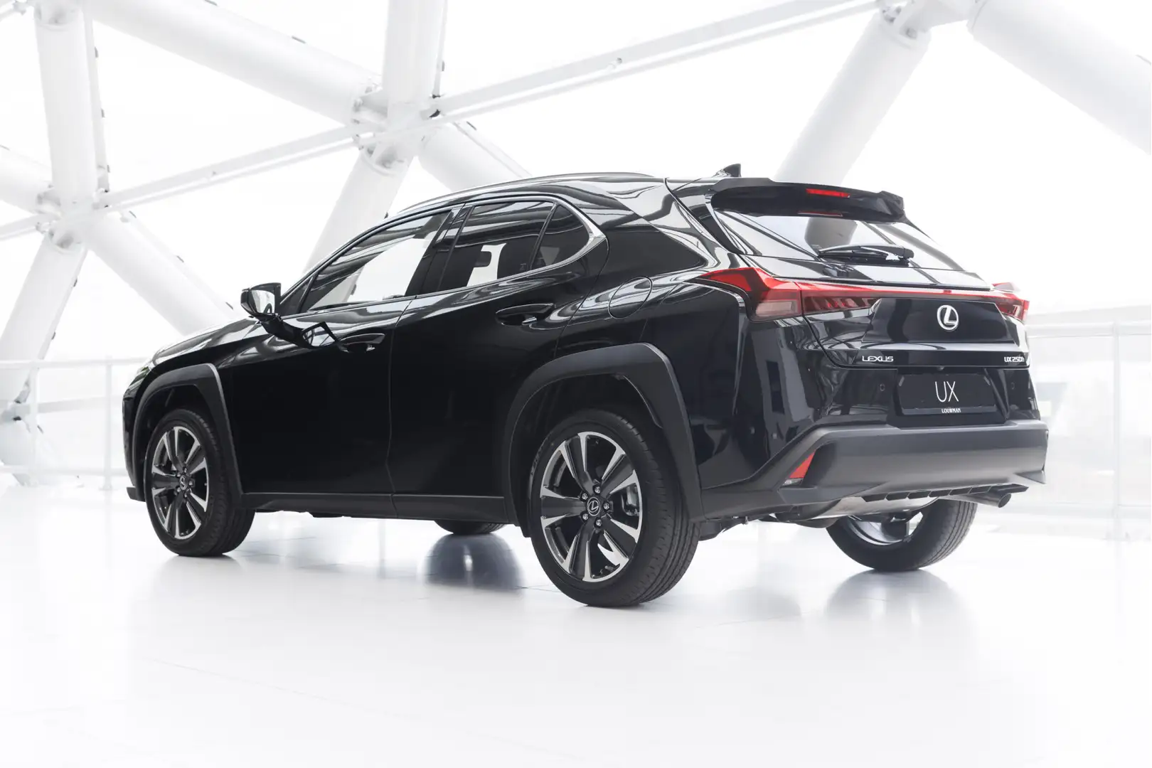 Lexus UX 250h Business Line | MY2023 | Draadloos Apple Carplay | Zwart - 2