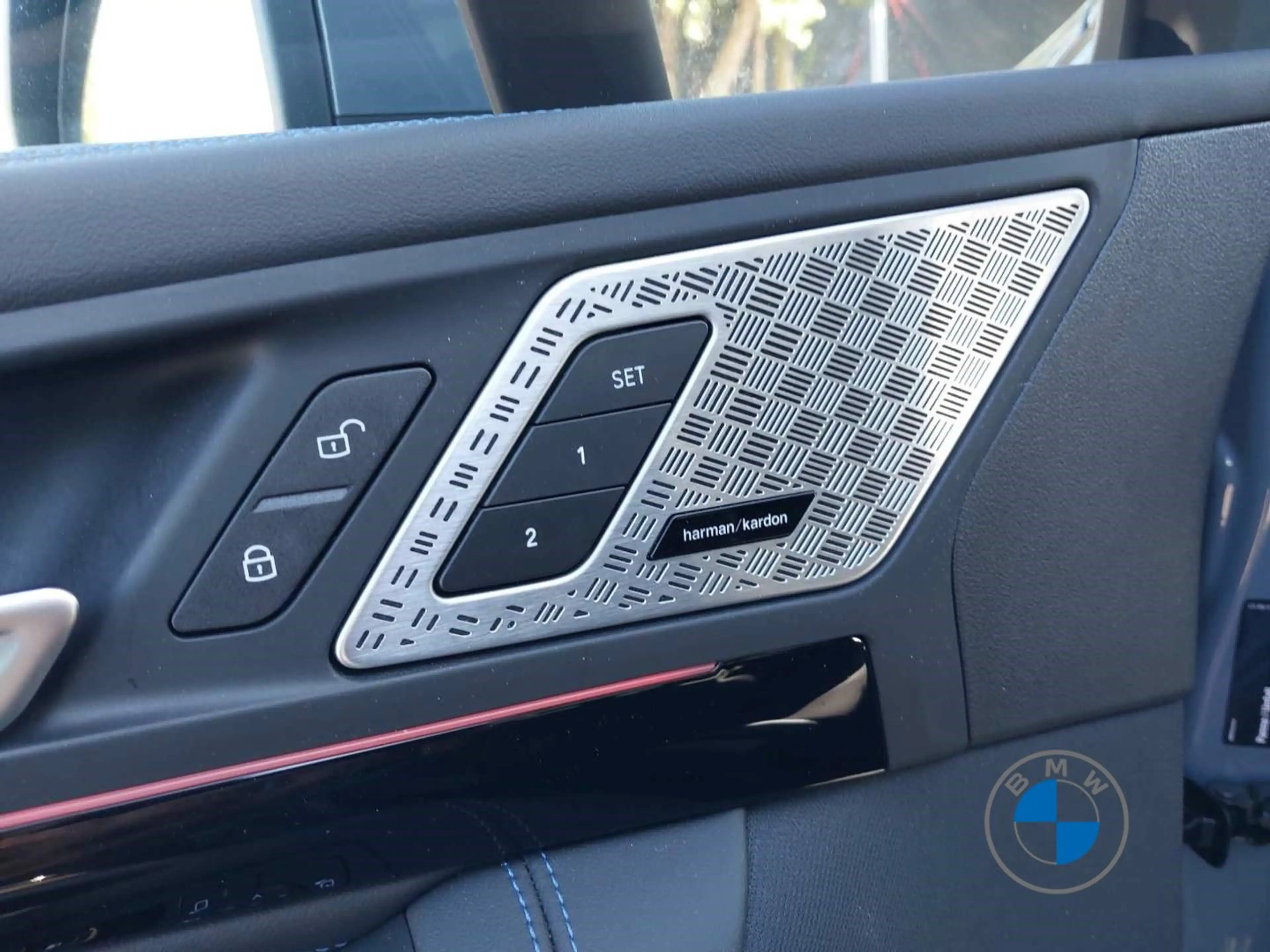 BMW 220 i Active Tourer M Sport Pano AHK HUD H/K — photo 14