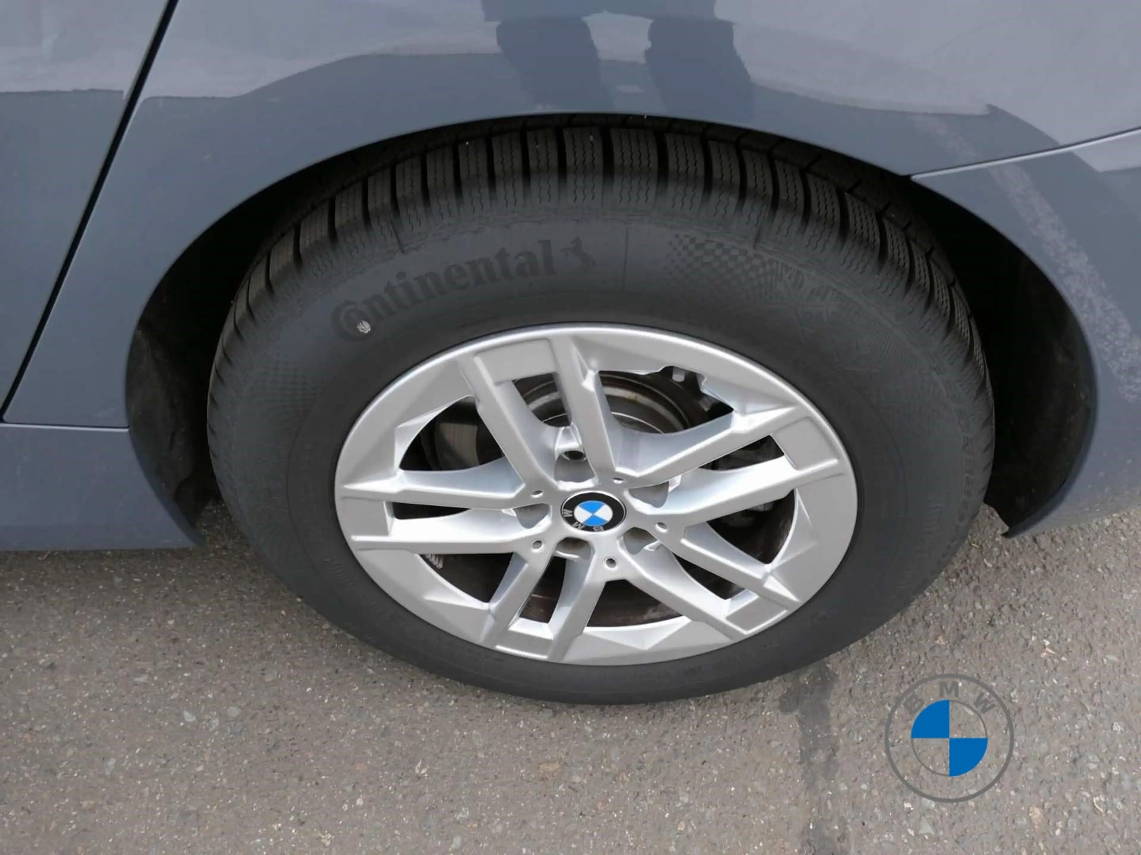 BMW 220 i Active Tourer M Sport Pano AHK HUD H/K — photo 6