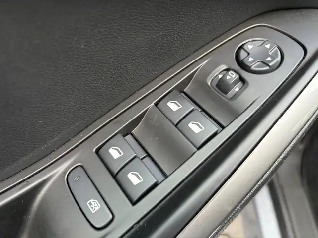 Opel Grandland view 8