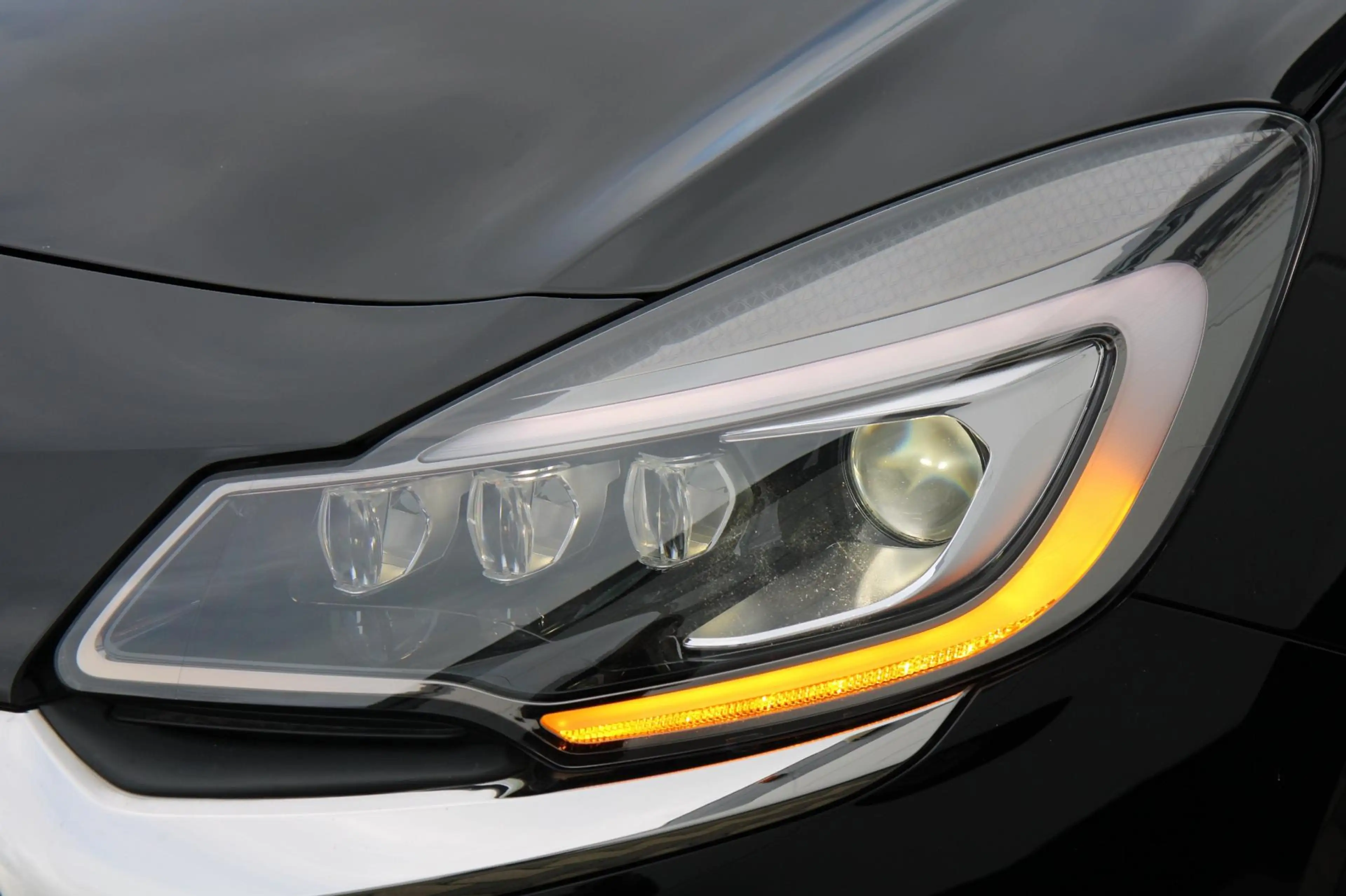 DS Automobiles DS 3 Cabrio 1.2 PureTech So Chic Hifi Sound Navi Camera — photo 40