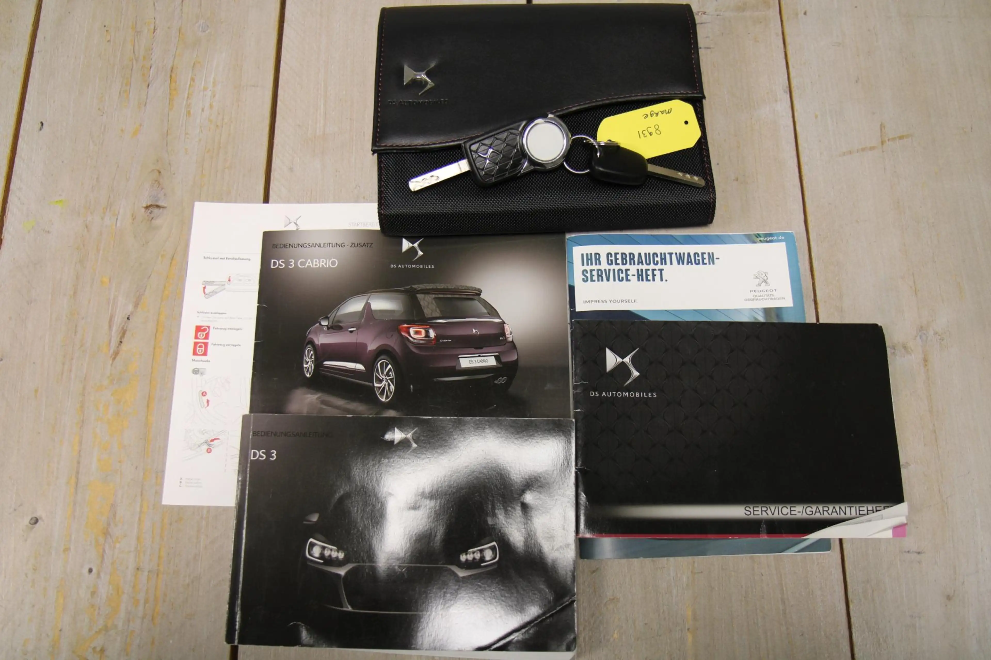 DS Automobiles DS 3 Cabrio 1.2 PureTech So Chic Hifi Sound Navi Camera — photo 45