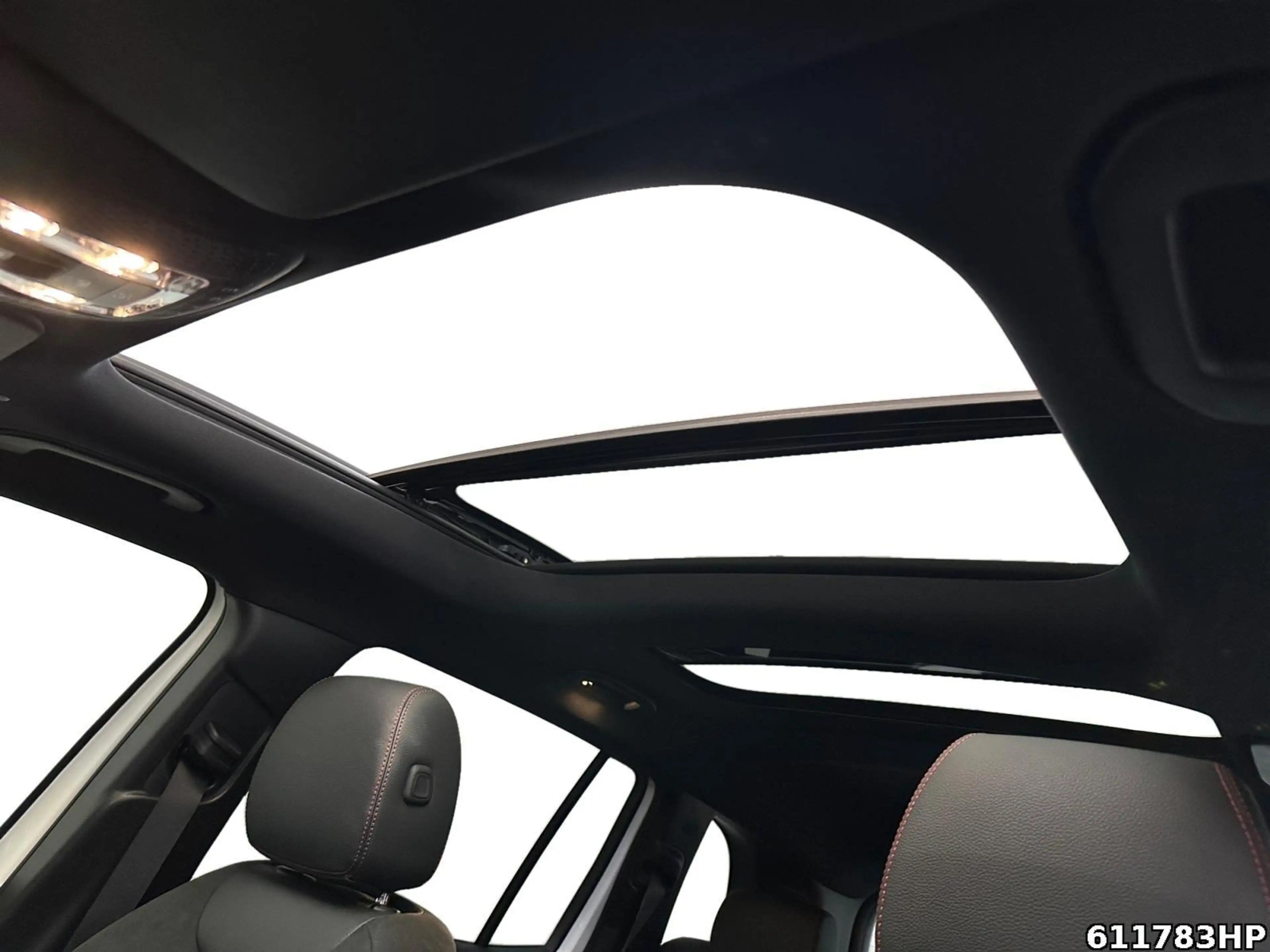 Mercedes-Benz EQB 300 4M AMG Pano AHK Night 360° LED Keyless. — photo 13