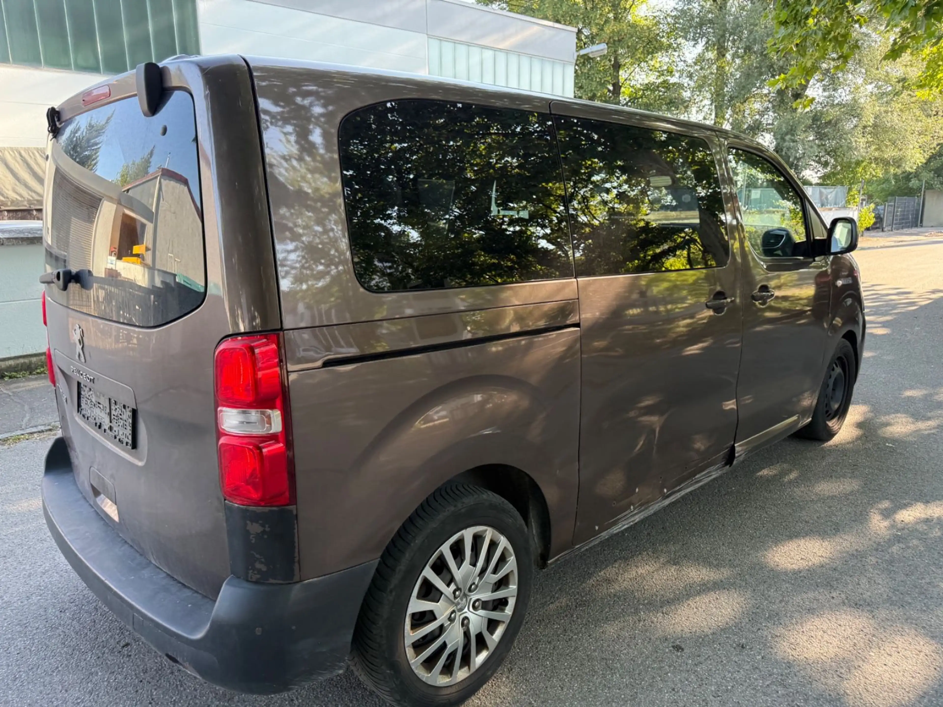 Peugeot Traveller Active L2 2.0 110 KW EURO 6 8 Sitzer — photo 8