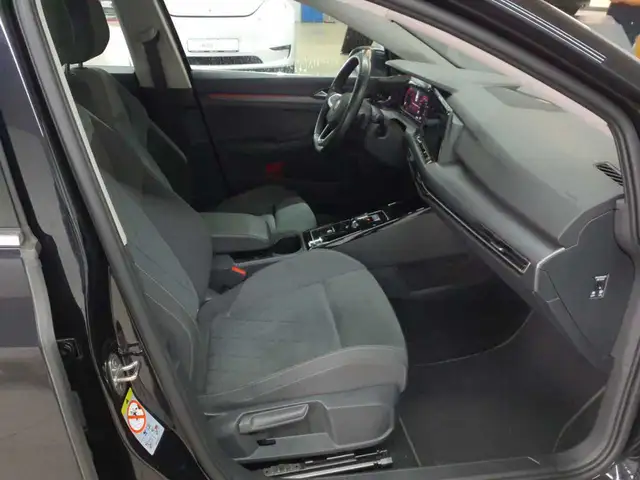 Volkswagen Golf view 8
