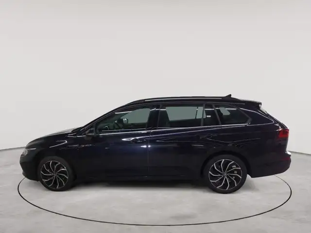 Volkswagen Golf view 6