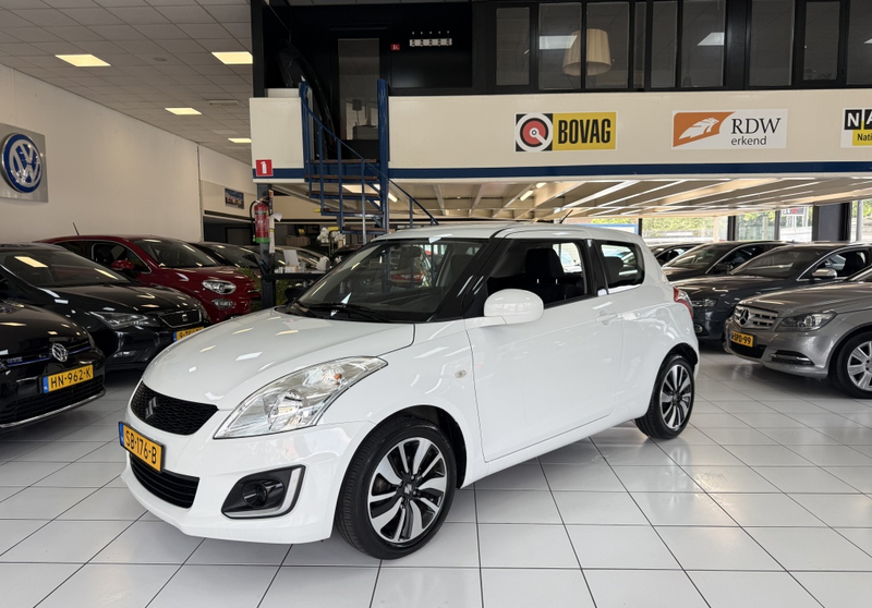 Suzuki Swift 1.2 Base EASSS — photo 5