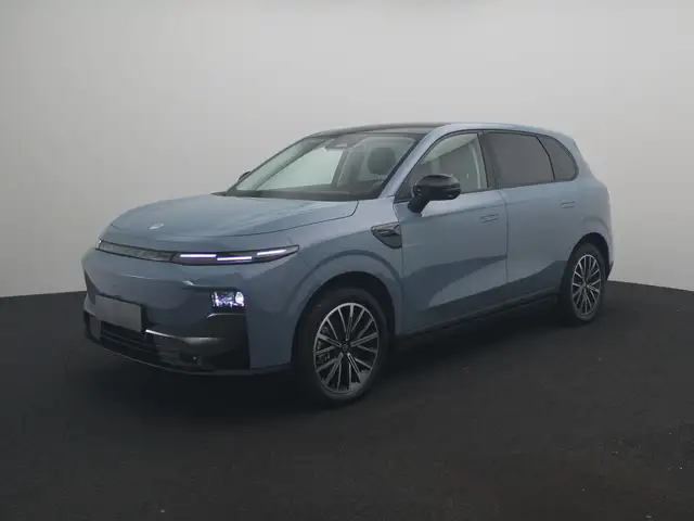 Leapmotor B10